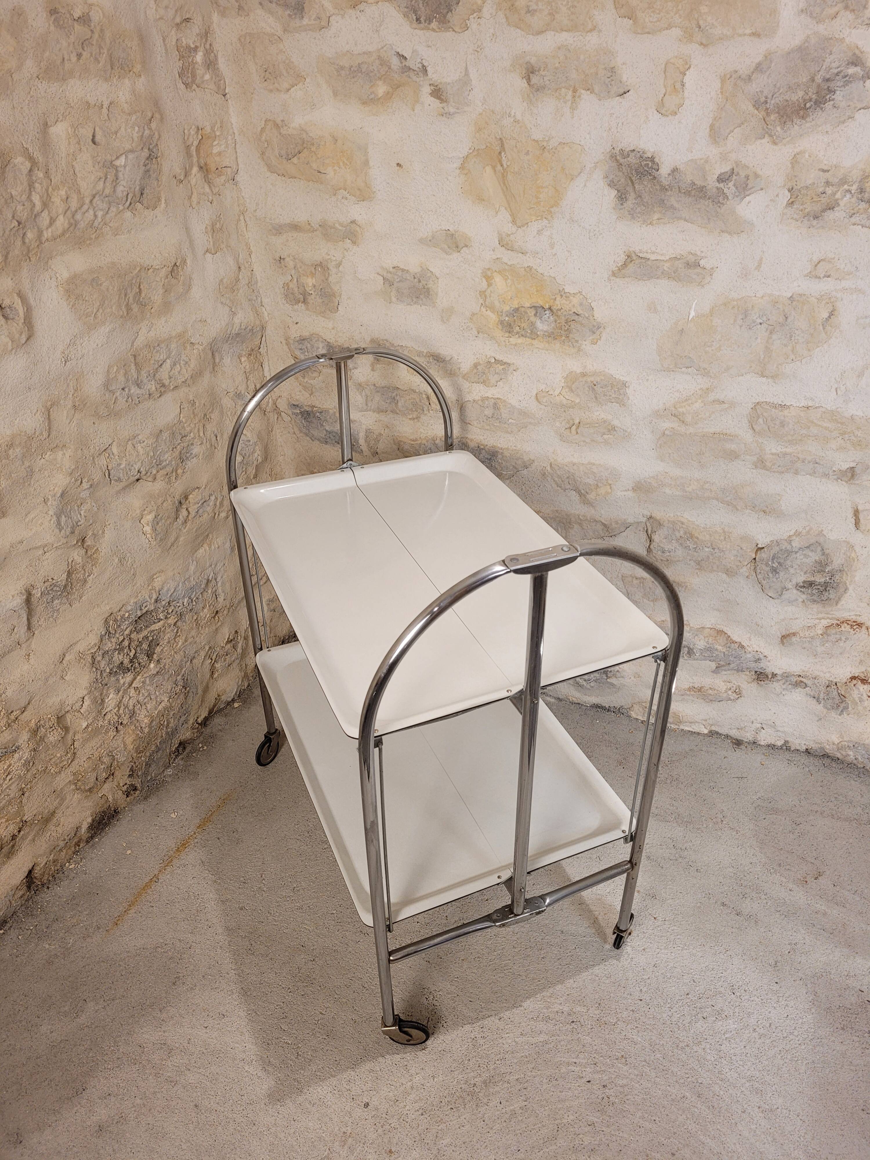 Vintage folding service