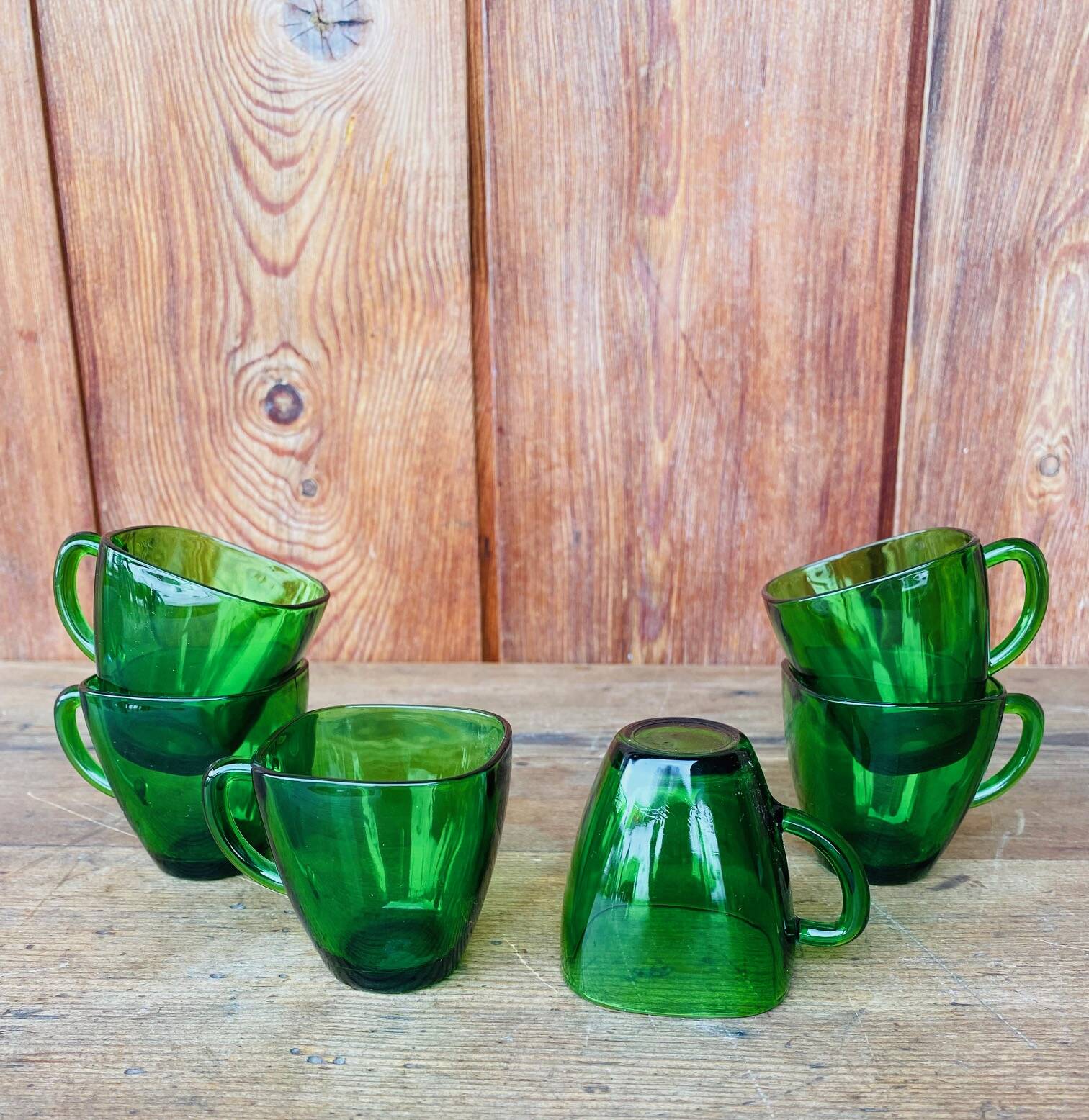 6 vintage Vereco coffee cups