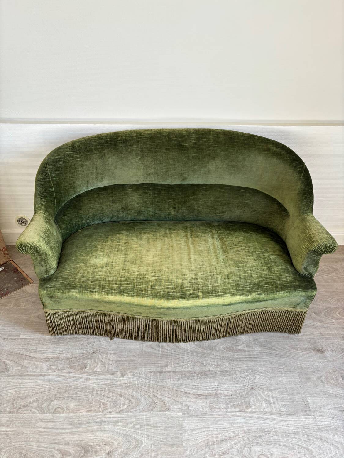 Toadstool bench sofa