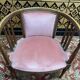 Fauteuil de bureau anglais en acajou et velours rose