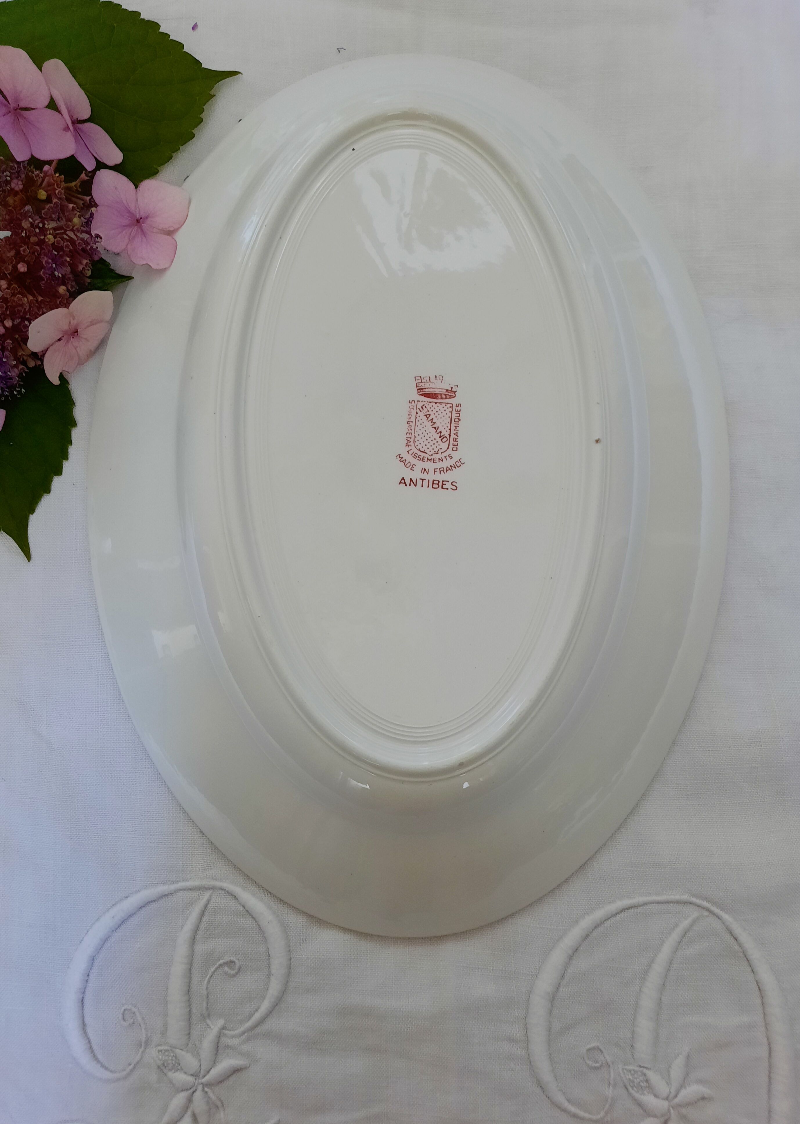 Saint Amand oval dish