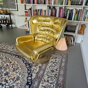 Golden limited edition Elda chair by Joe Colombo for Longhi Italy no. 19/20