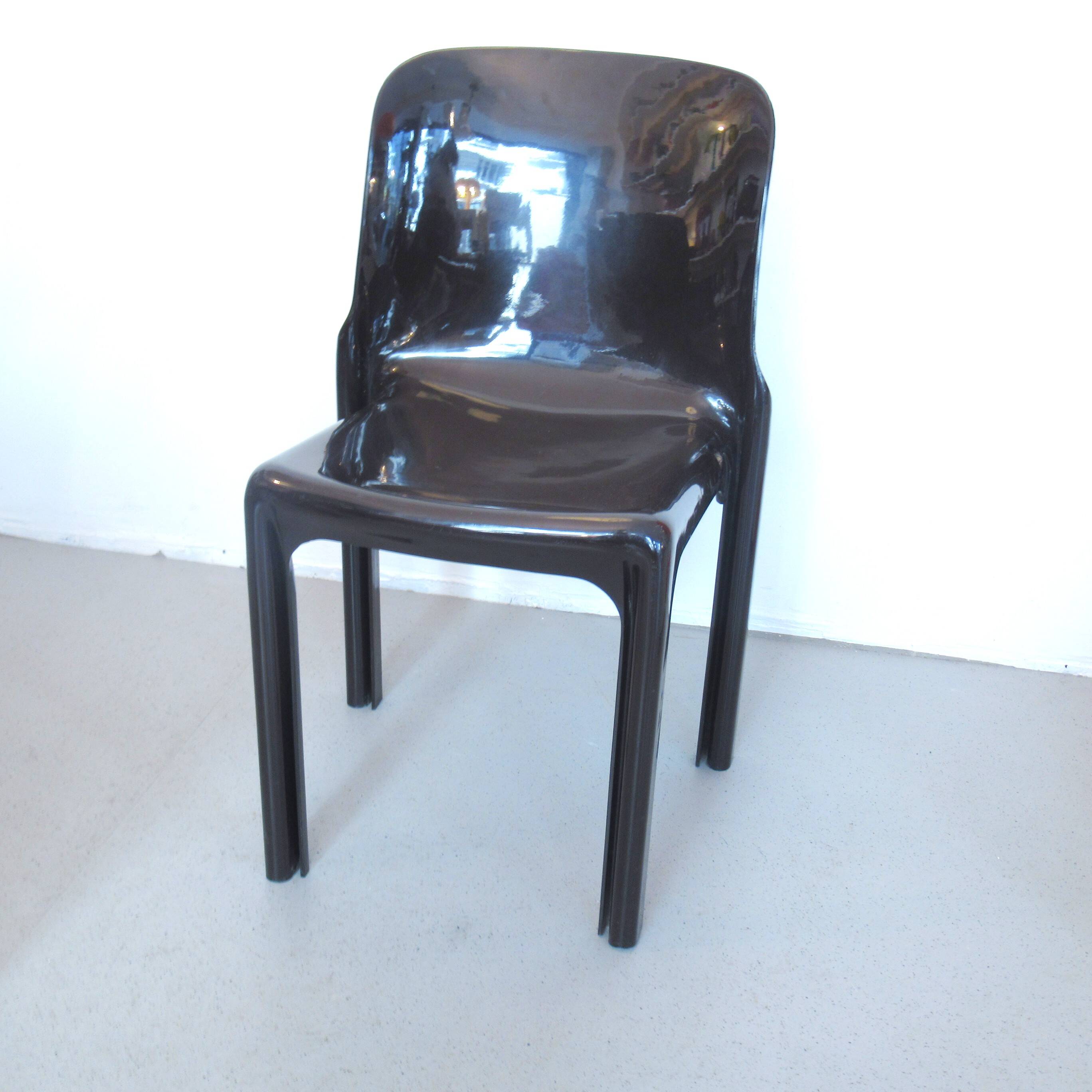 Set de 4 chaises Selene marron Magistretti Artemide
