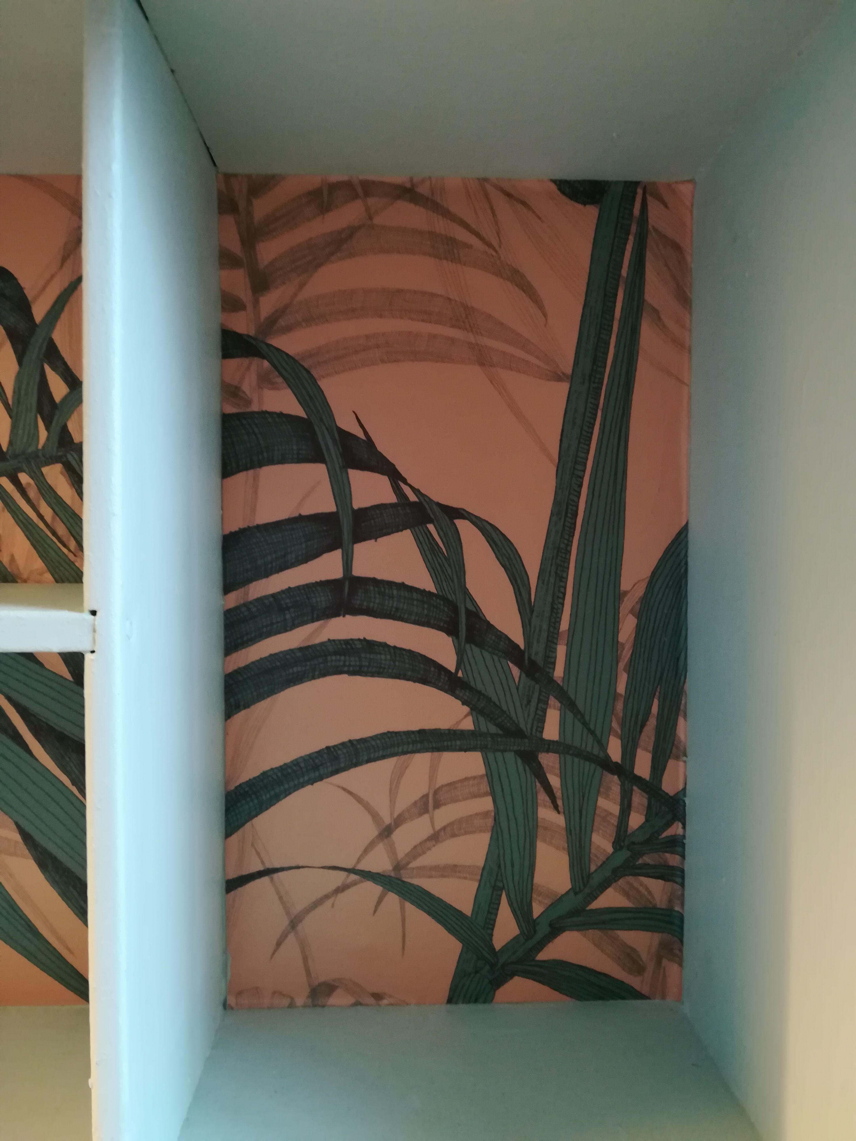 Armoire à pharmacie relookée