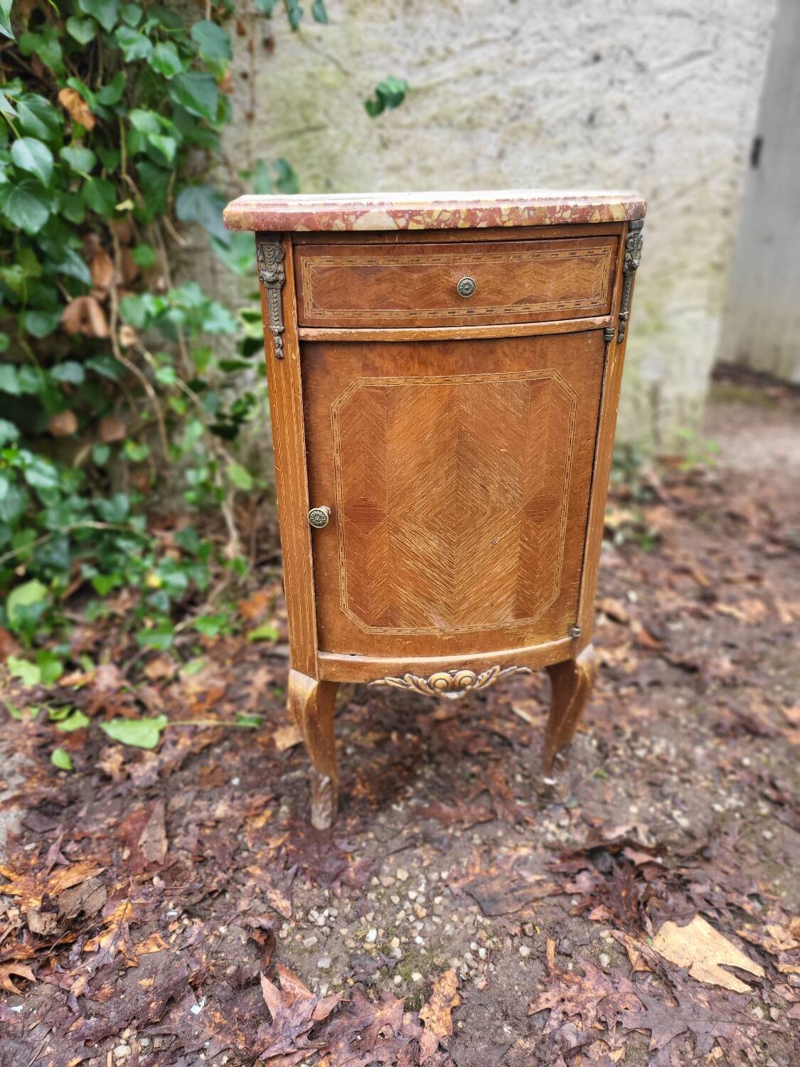Antique side table in marquetry wood with a marble top – late 11th century