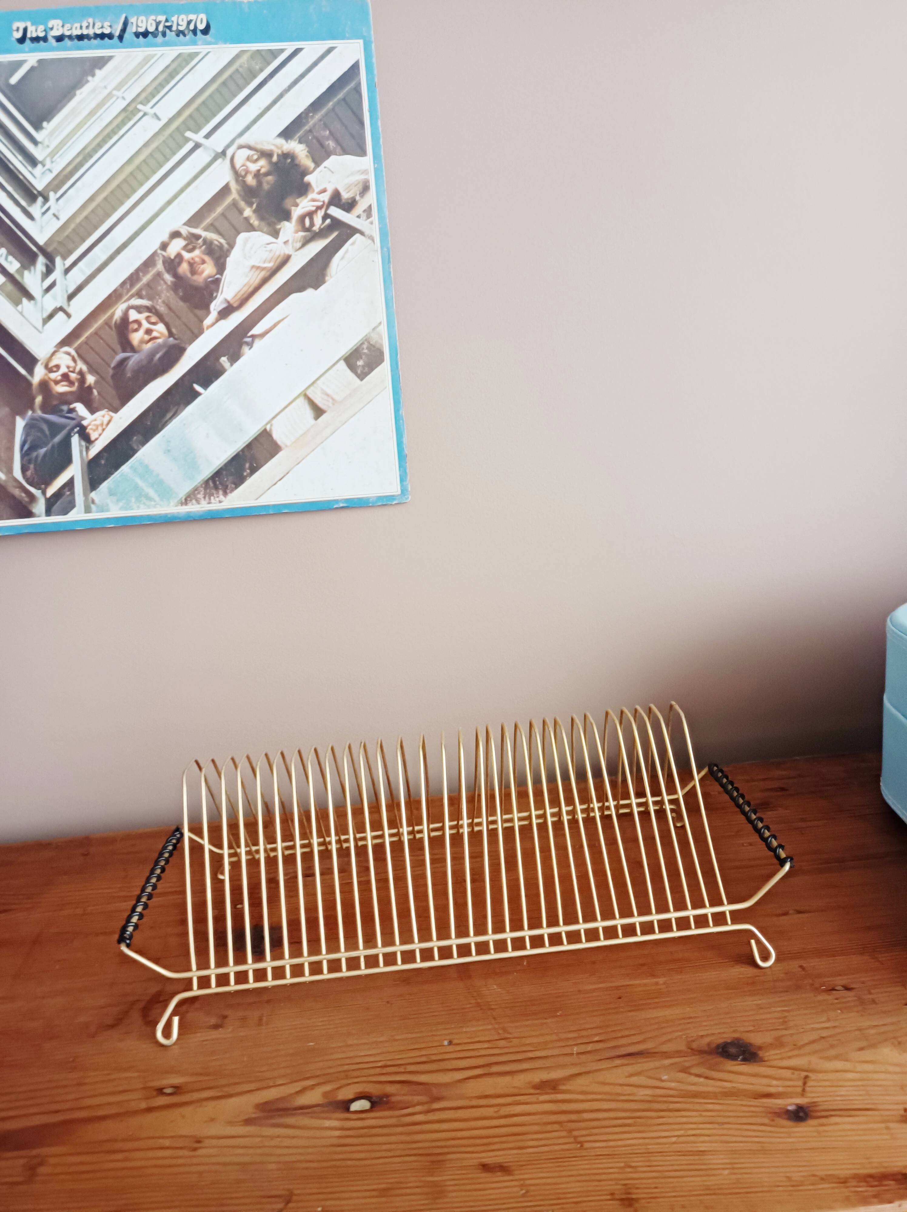 Metal 45 RPM vinyl records range