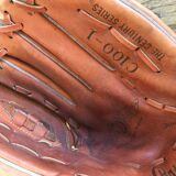 Baseball glove