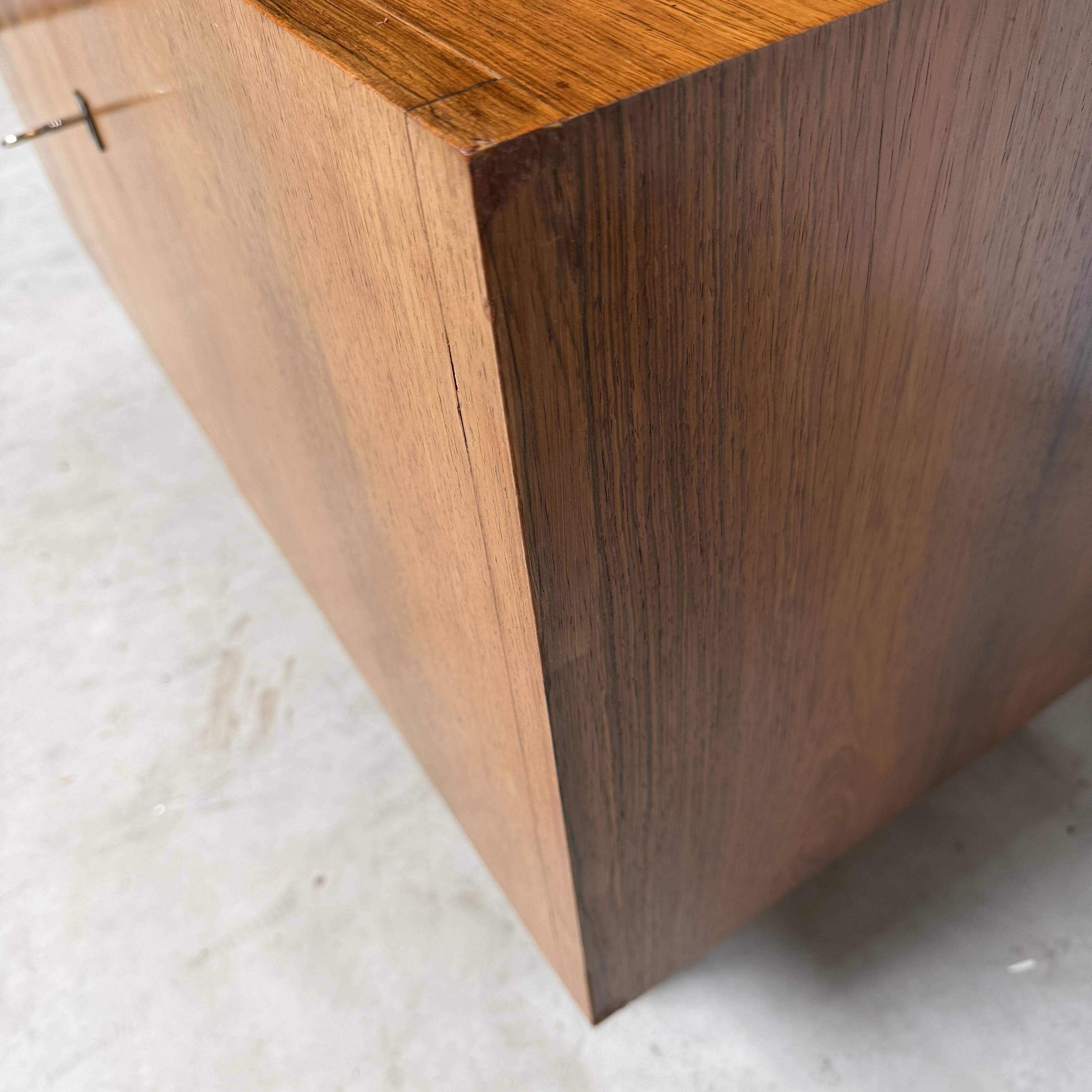 Sekretär Highboard