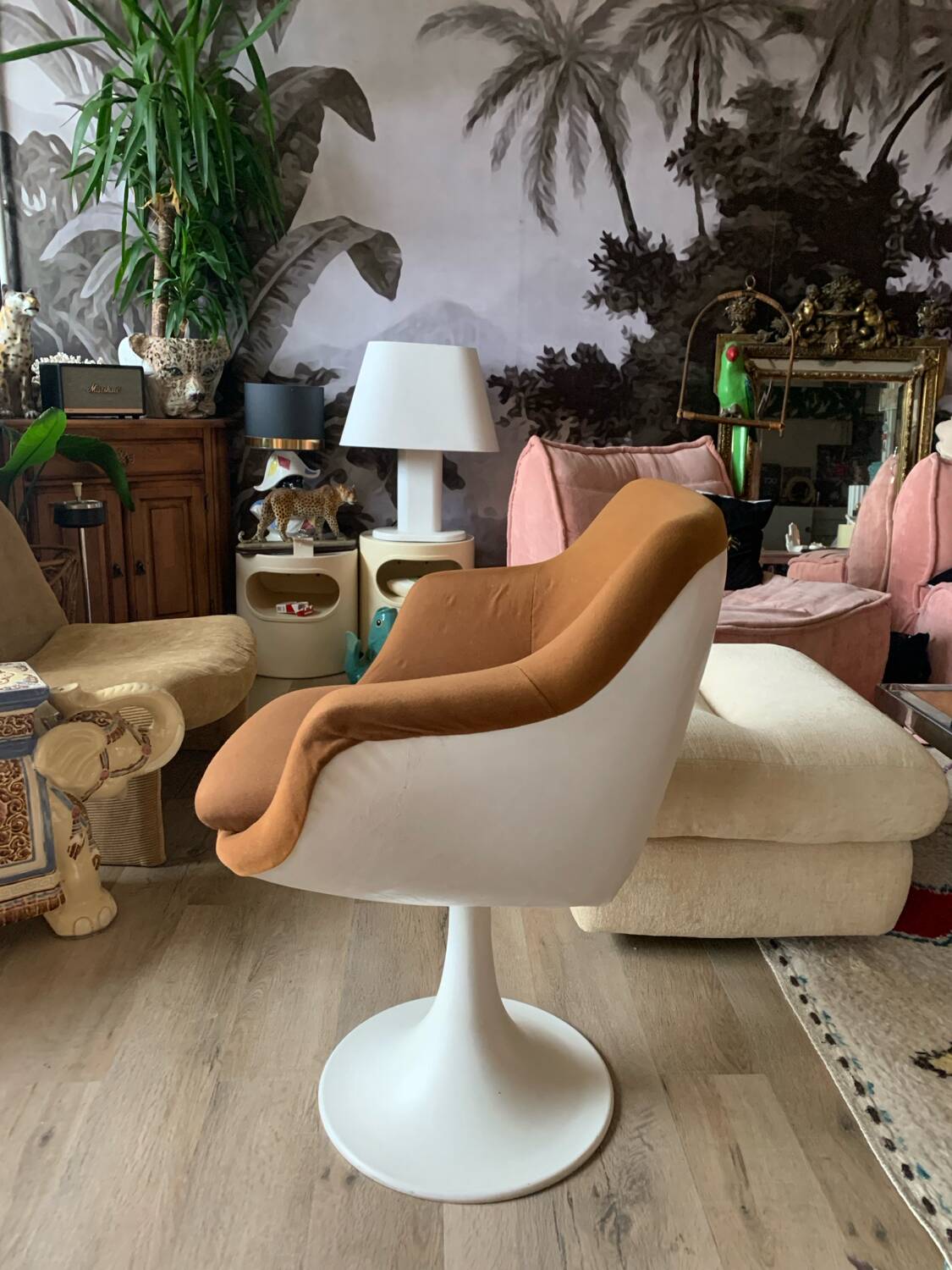 70s shell armchair