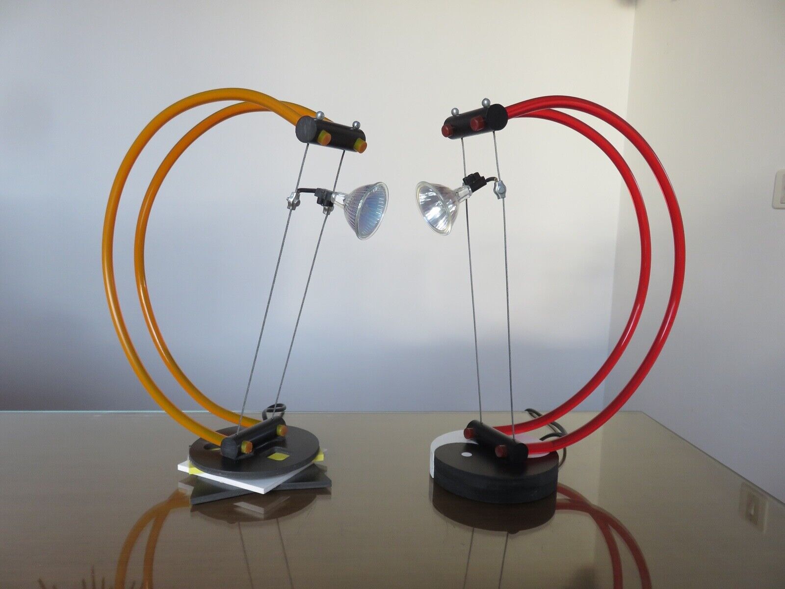 Pair of lamps style Memphis made in Italy 1980