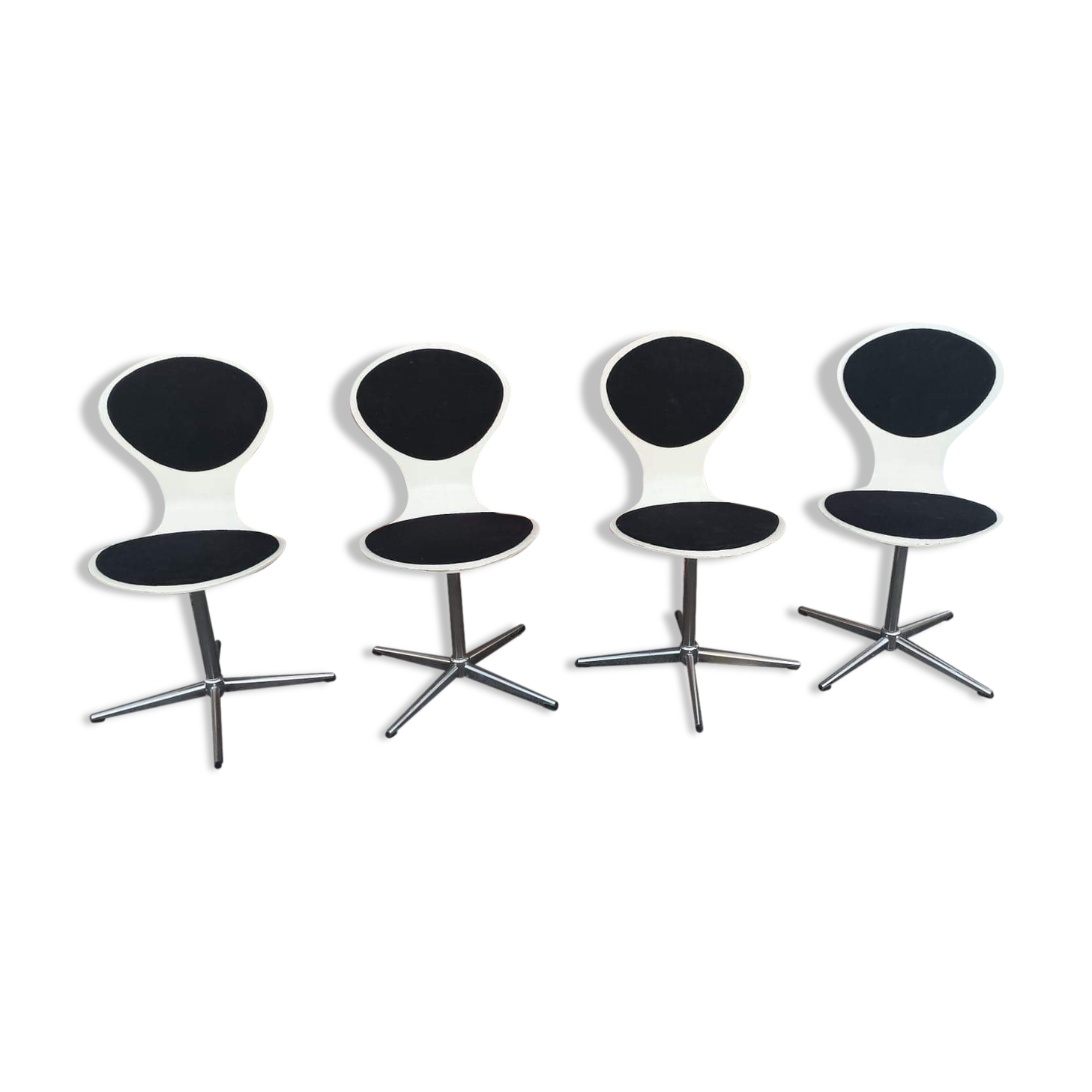 Vintage plywood swivel chairs by Elmar Flötotto - 1960