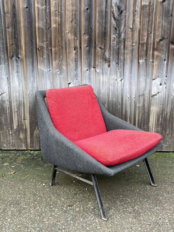 Fauteuil modèle 800, création et édition Steiner, vers 1958.