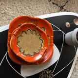 Dish and 4 plates in glazed stoneware orange color and pattern