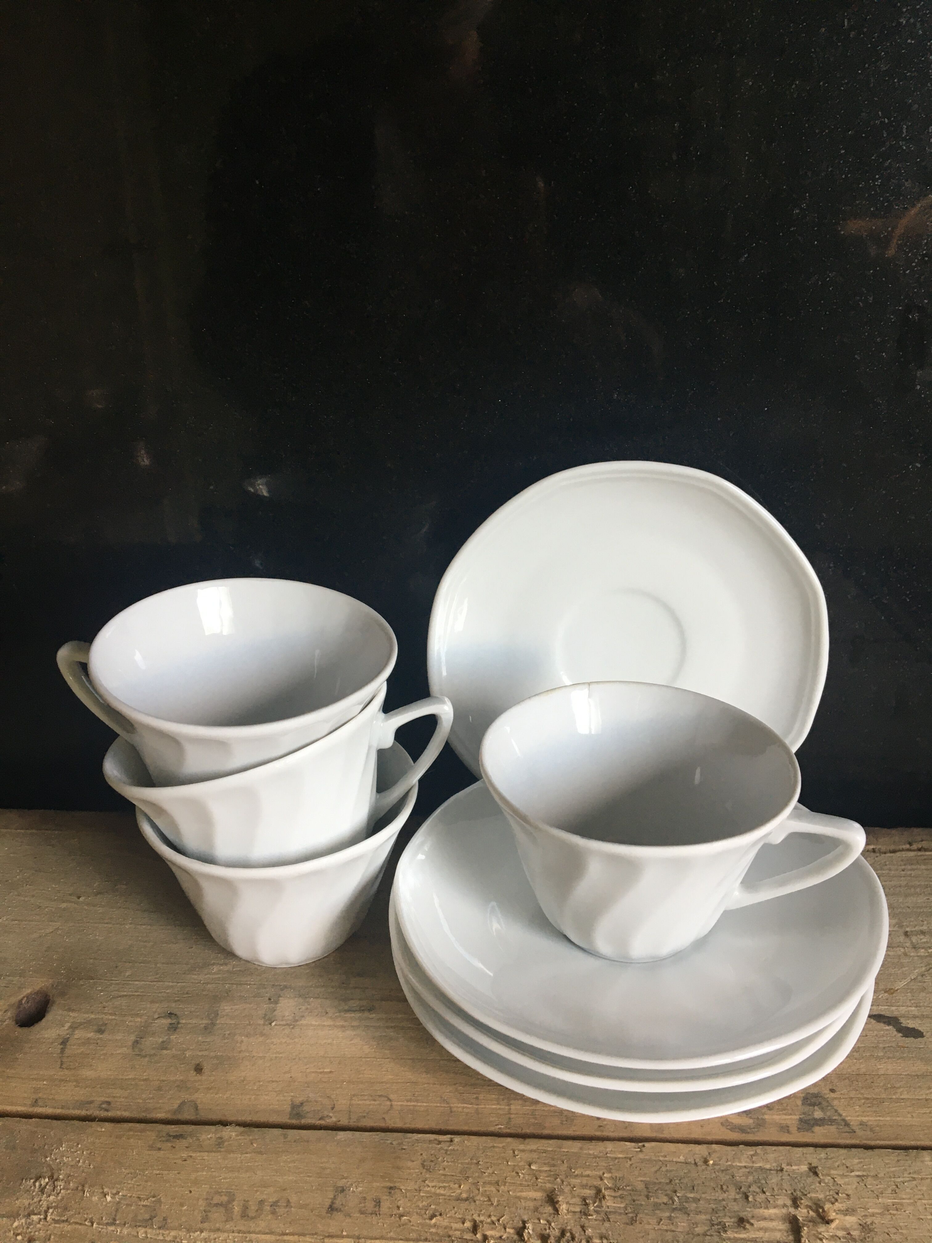 4 cups Deshoulières porcelain