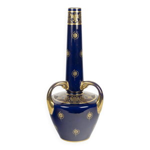 Grand vase en porcelaine