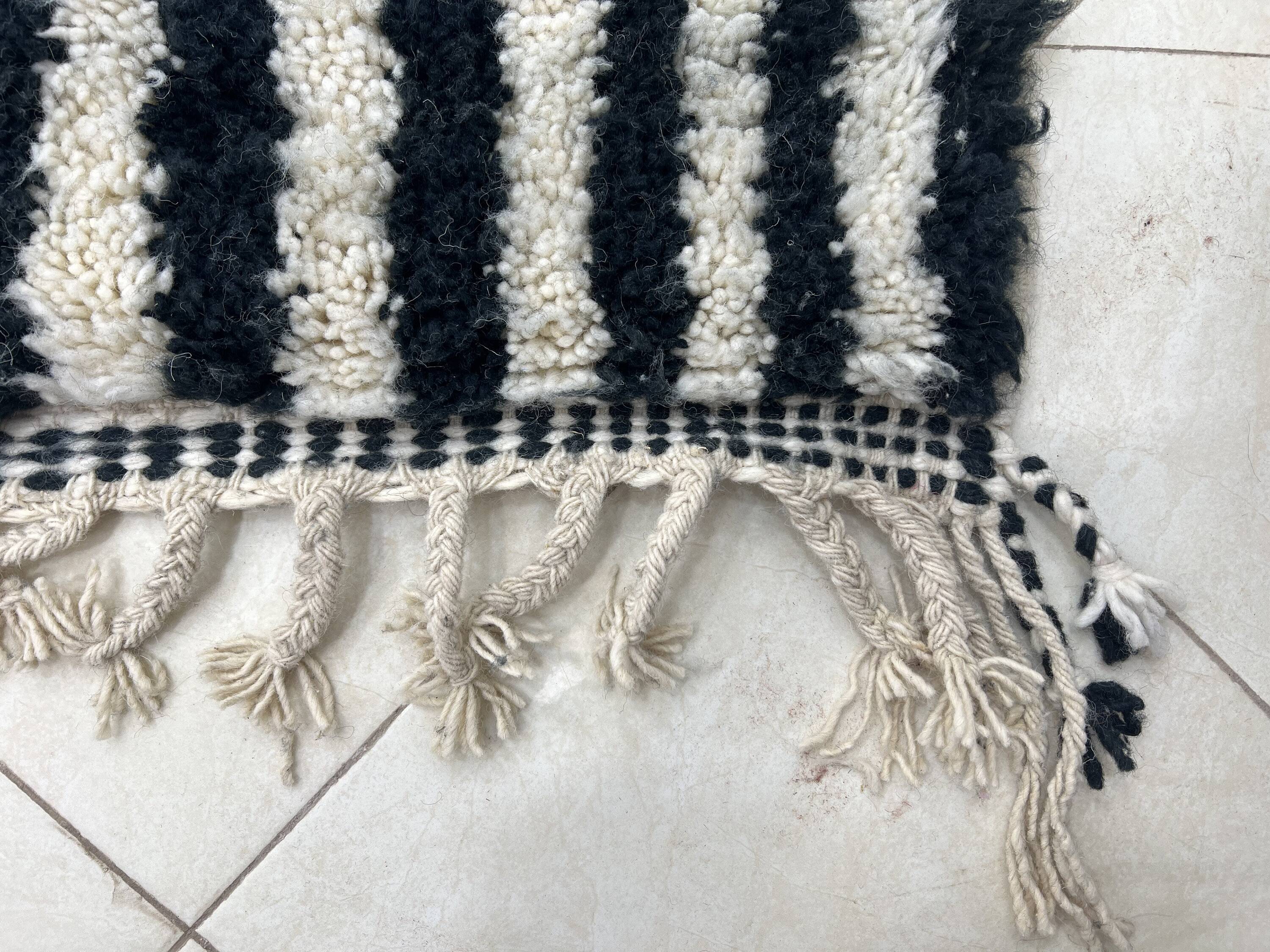 Tapis marocain artisanal 2.5 x 1.5 m