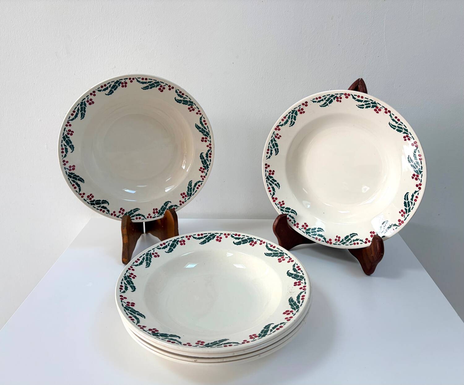 Set of 6 deep plates - Holly Model - HB&M Earthenware - 1900