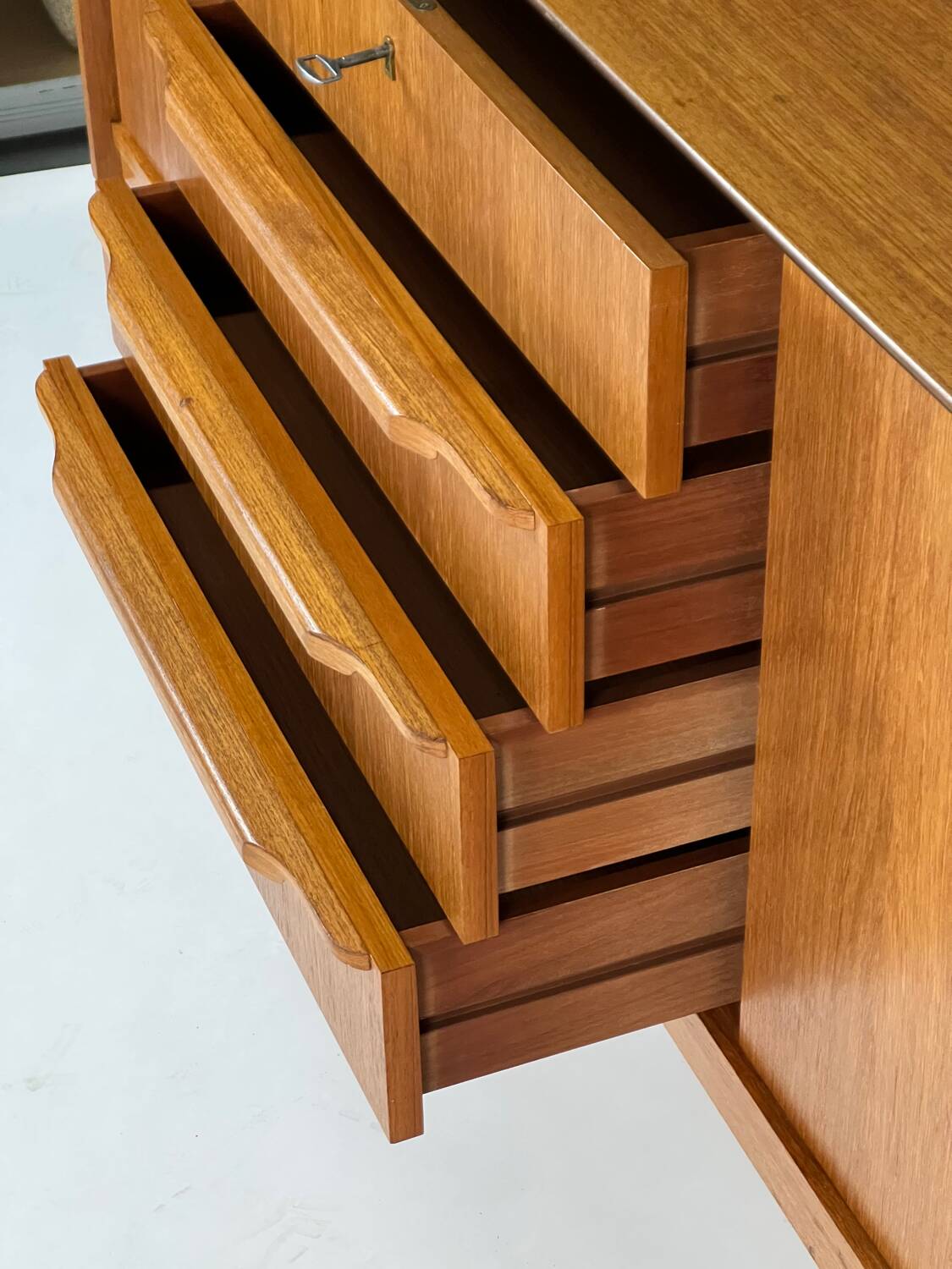 Enfilade en teck des années 60 70, style mid-century