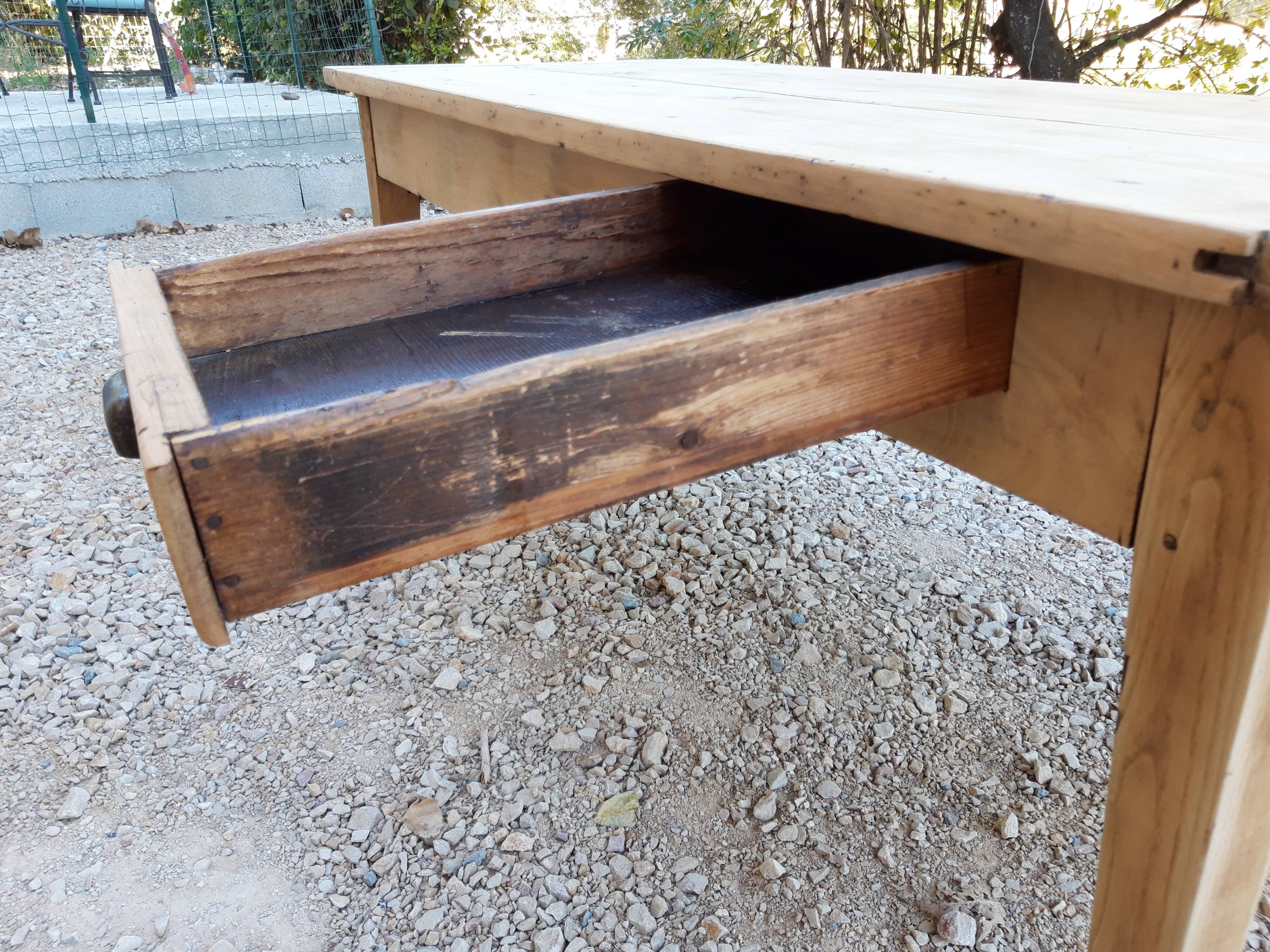 Firm table bressane brut XIXth