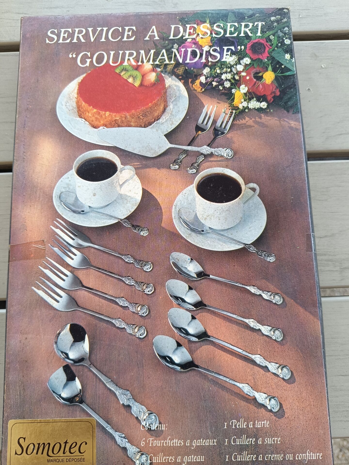Dessert service