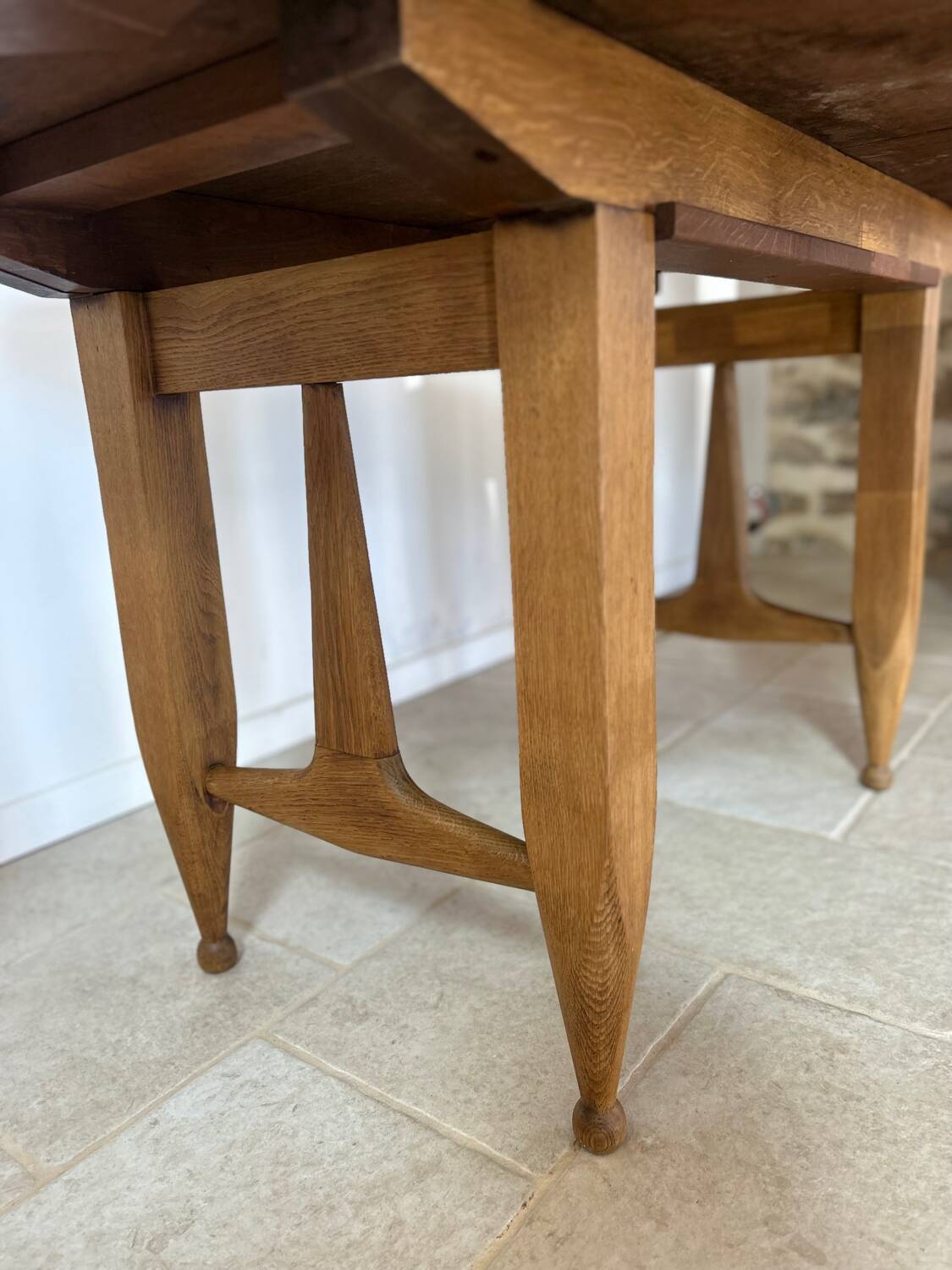 Guillerme and Chambron oval table