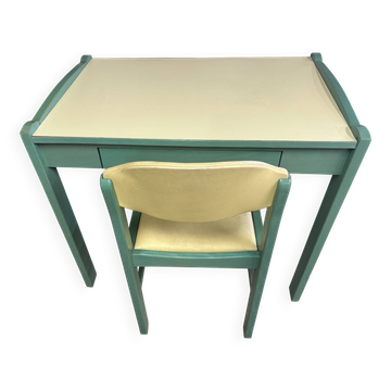 Children's desk