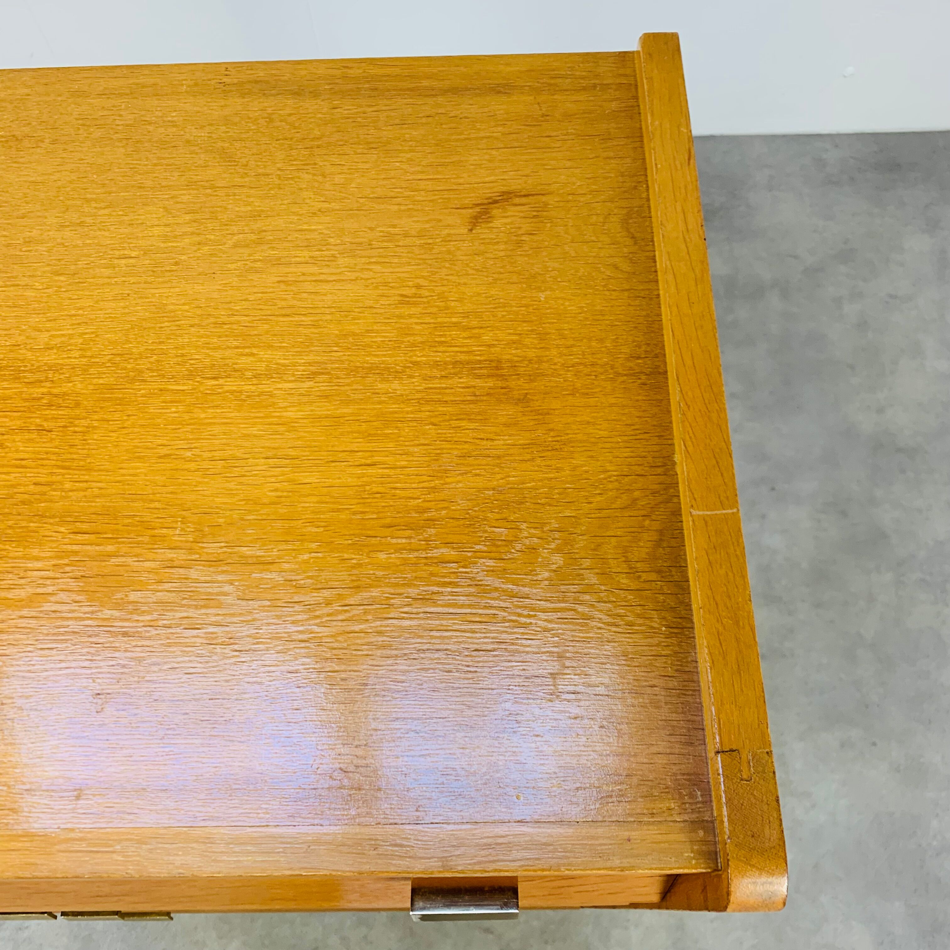 Commode chiffonnier pieds compas années 50 bois blond