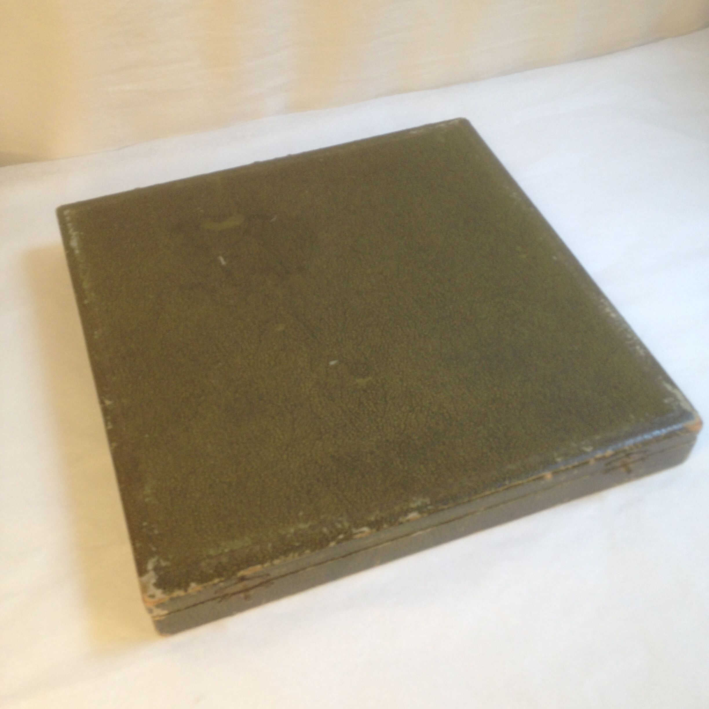 24 silver metal knives and Louis XV style stainless steel blade