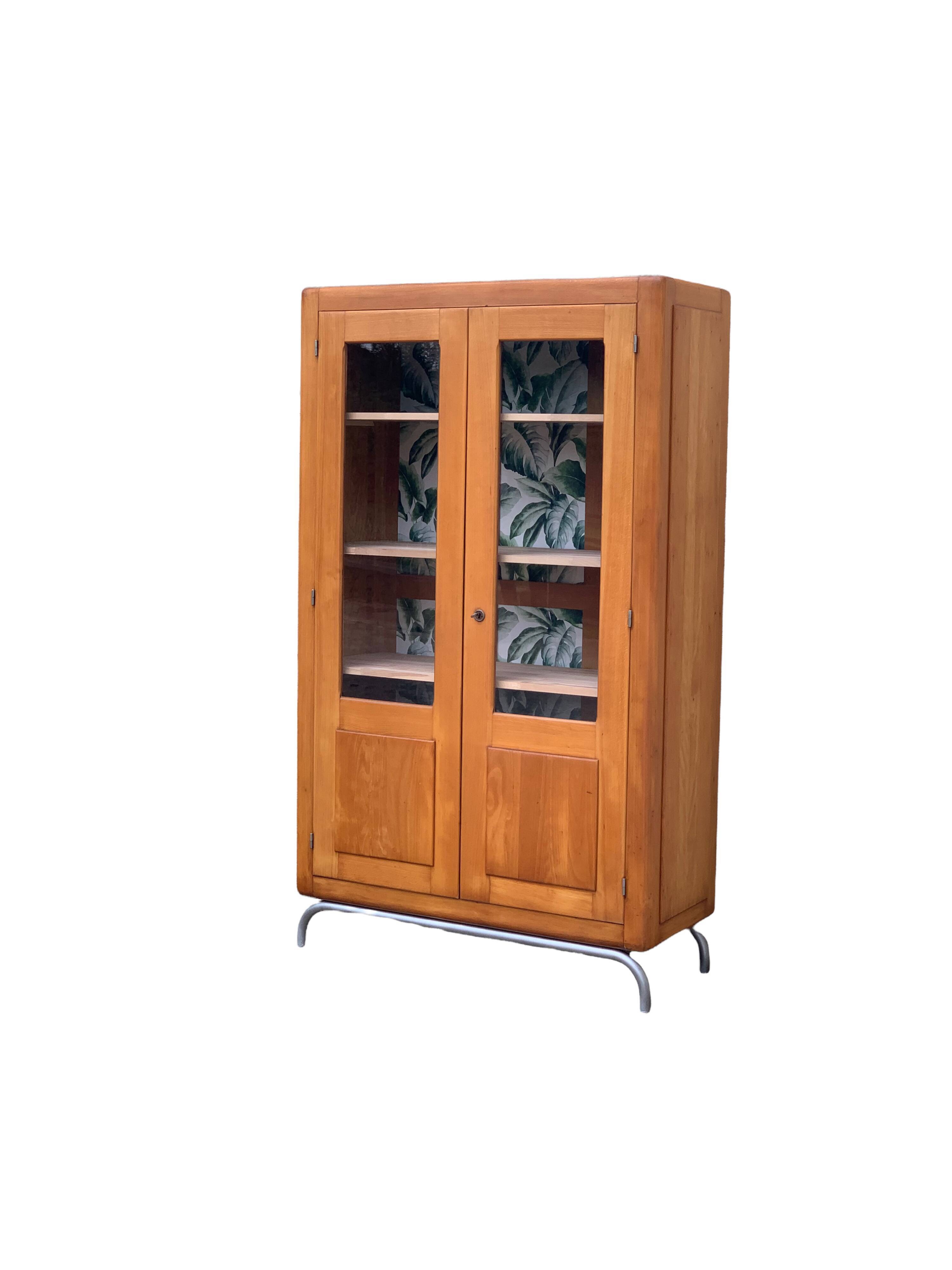 Primary school glass cabinet 1950