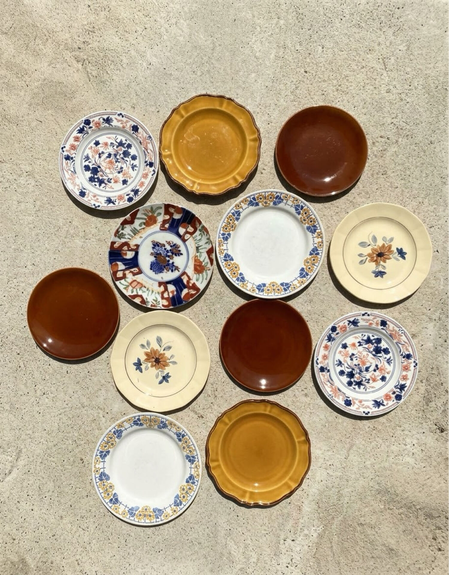 Set of 12 mismatched antique plates