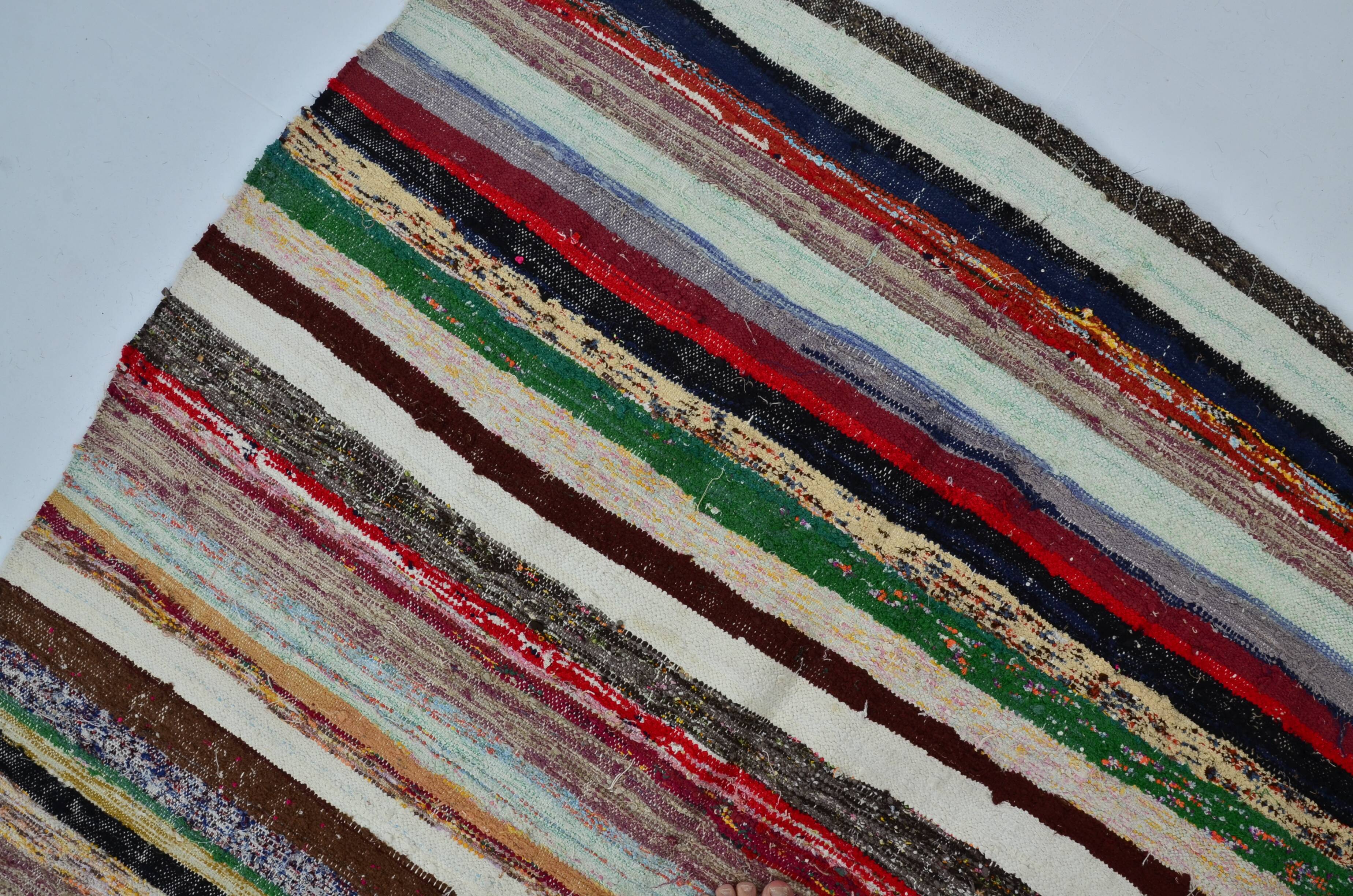 Colorful Vintage Turkish Kilim rug  Sku 3055