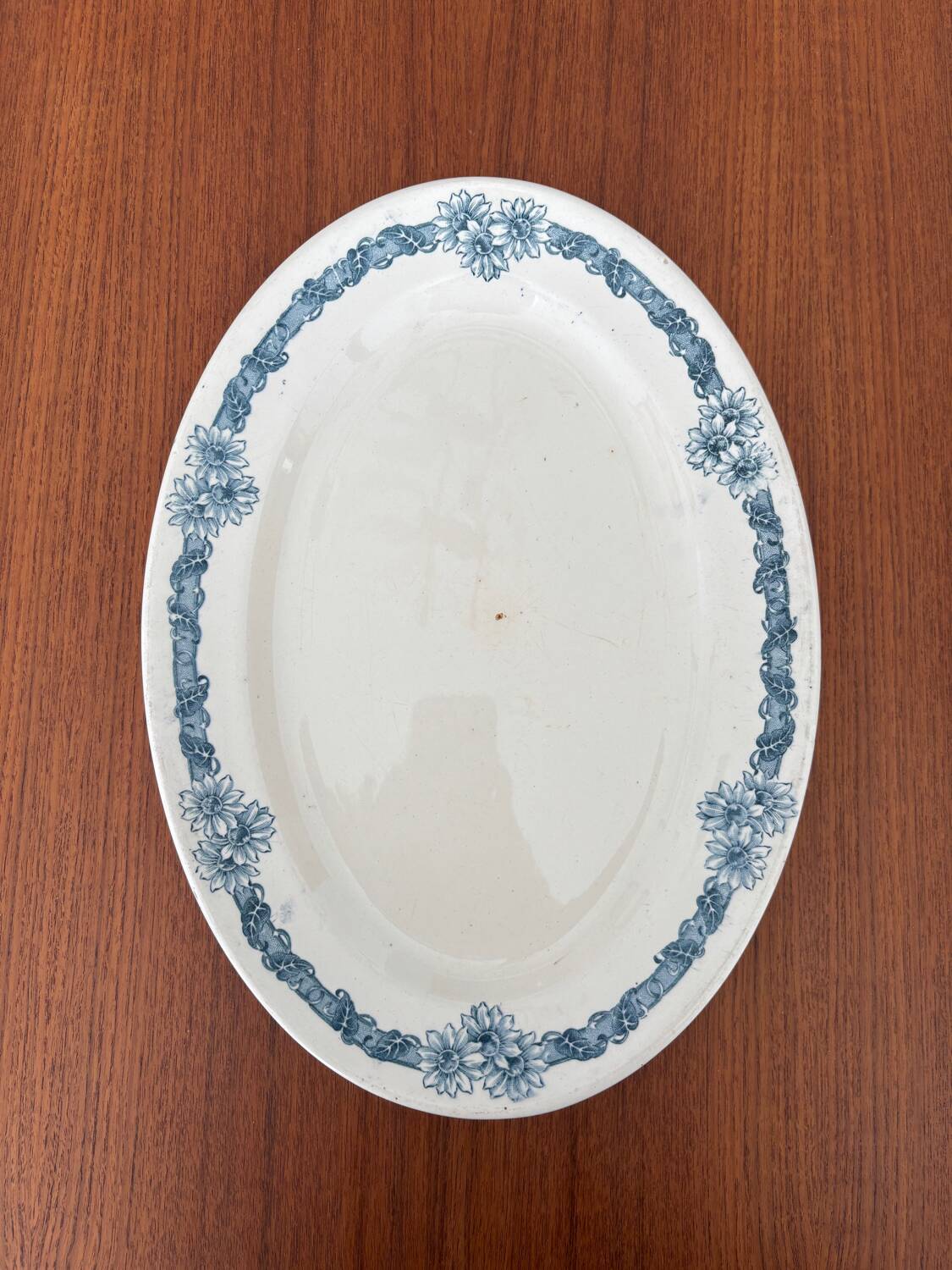 Set of 2 oval dishes, Longchamp ironstone, Denise model, blue flower.