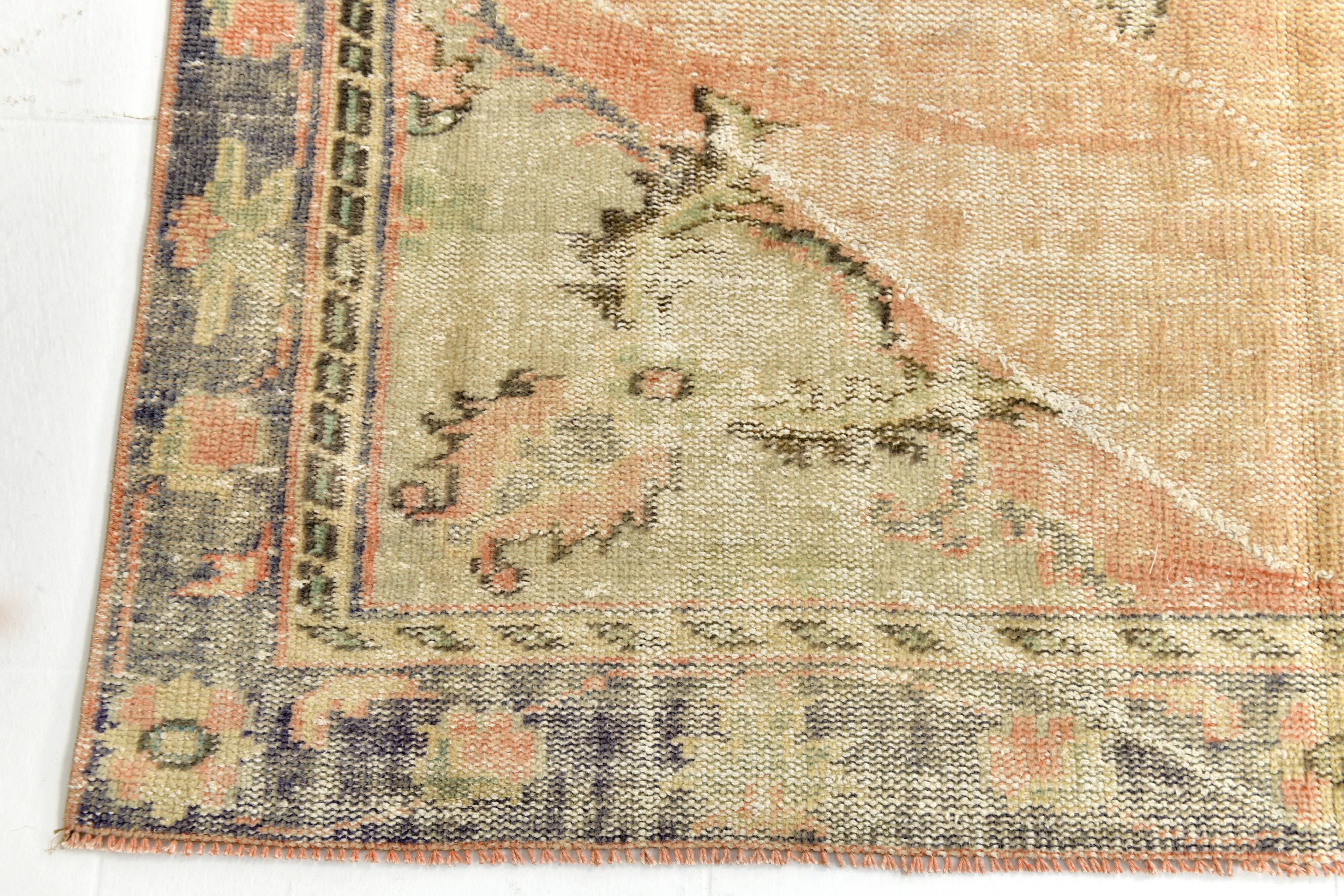 Rugs For Living Room Peach & Cream Vintage Rug,168x250Cm