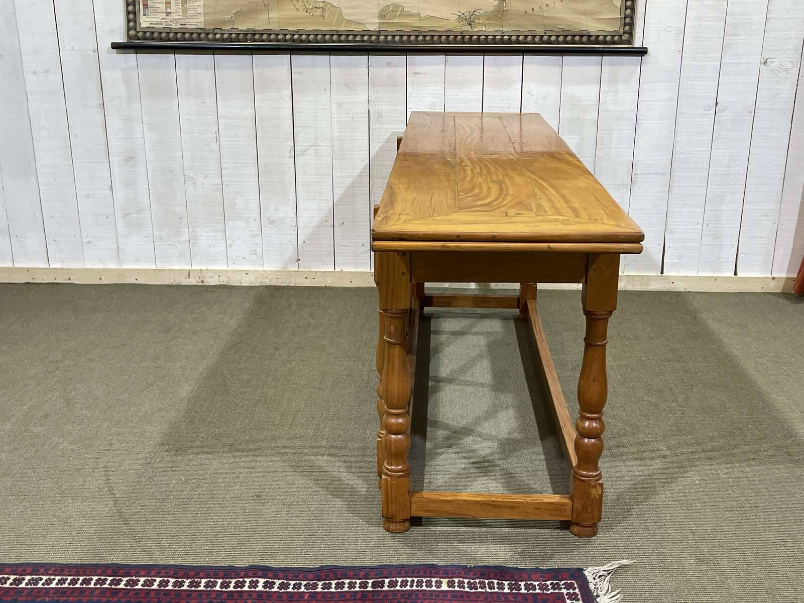 Large folding blond mahogany console - Indian work from the 1980s