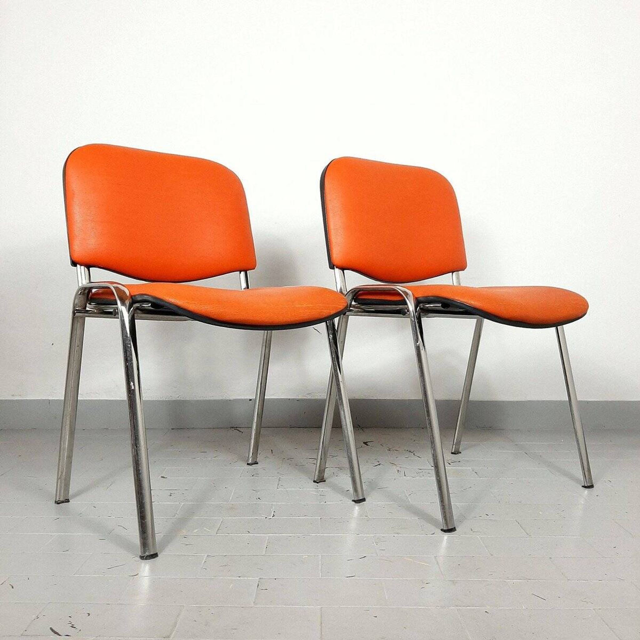 Chaises de bureau orange, années 1980
