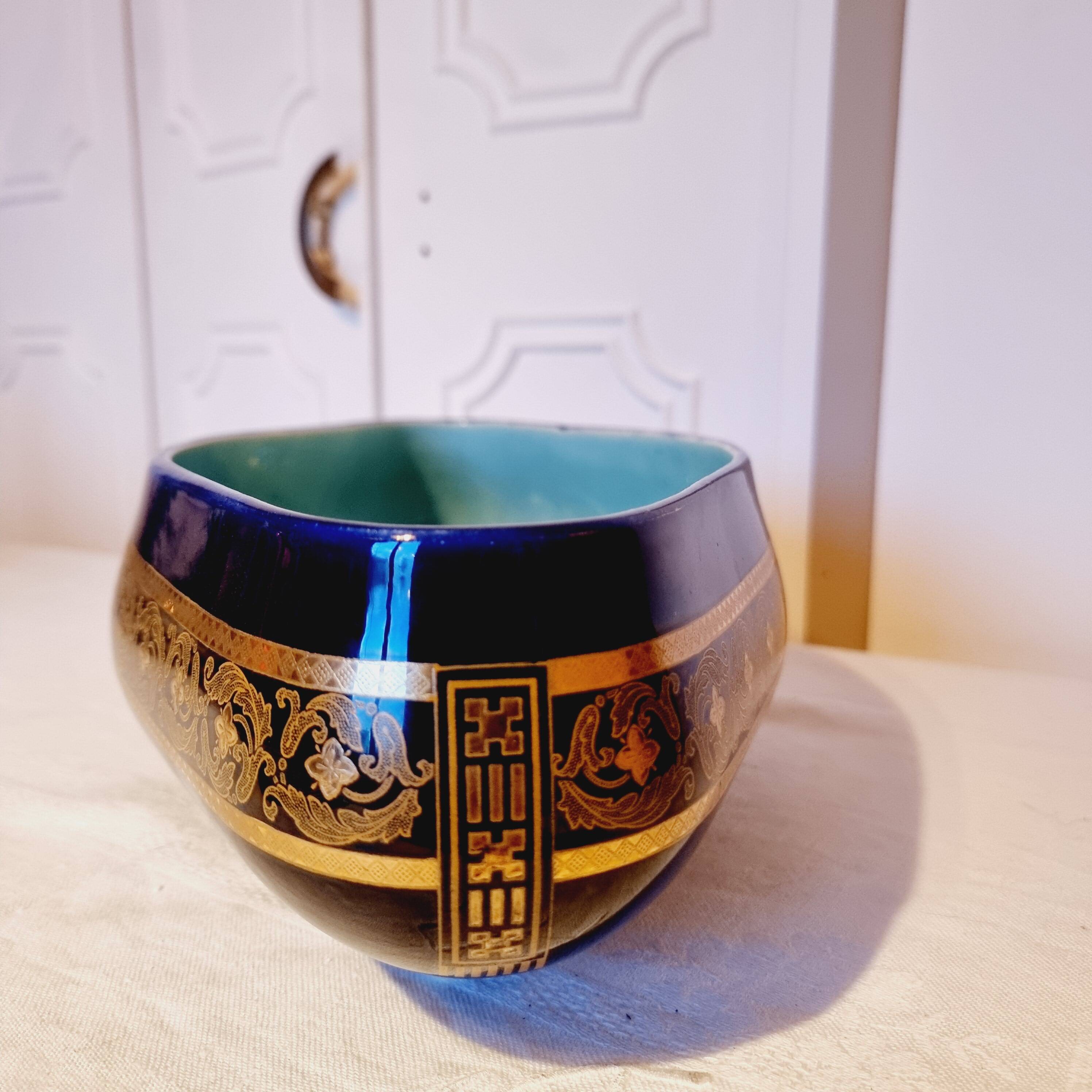 Sarraguemines Porcelain Planter Numbered French Napoleon Style 19th Century