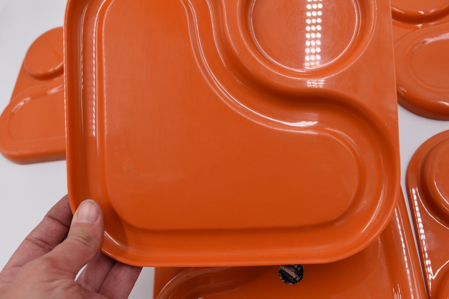 6 orange Guzzini plates with vintage 70s compartments
