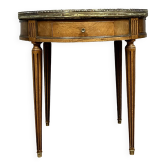 Table bouillotte style Louis XVI en acajou et joncs de cuivre doré vers 1900