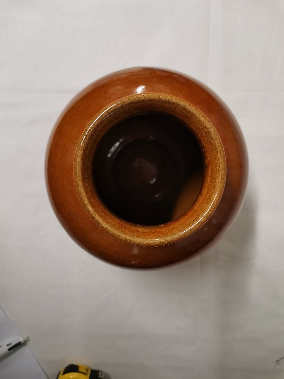 Ceramic vase