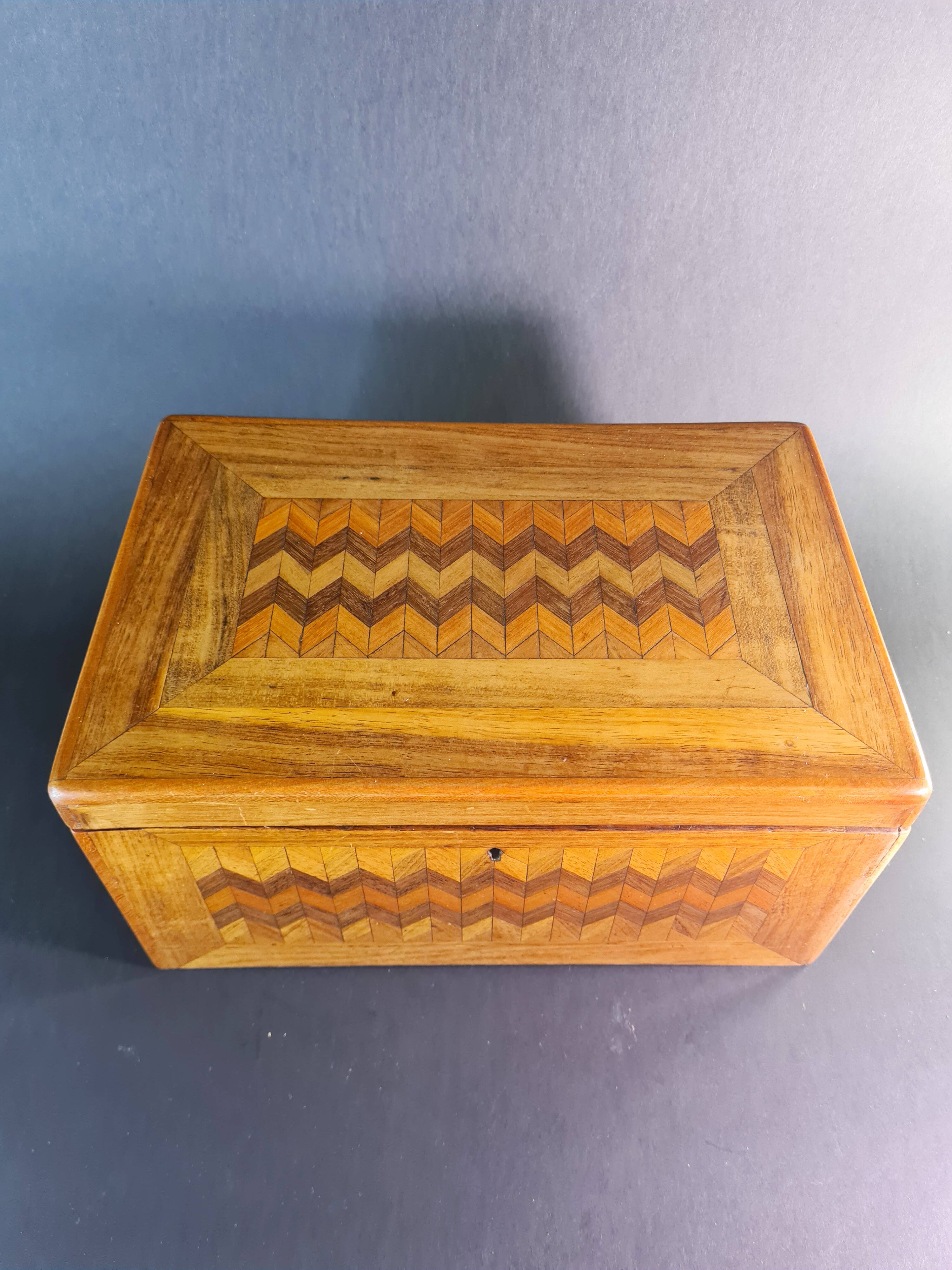 Marquetry Jewelry or Keepsake Box – Vintage Elegance in Pre-Cut Wood