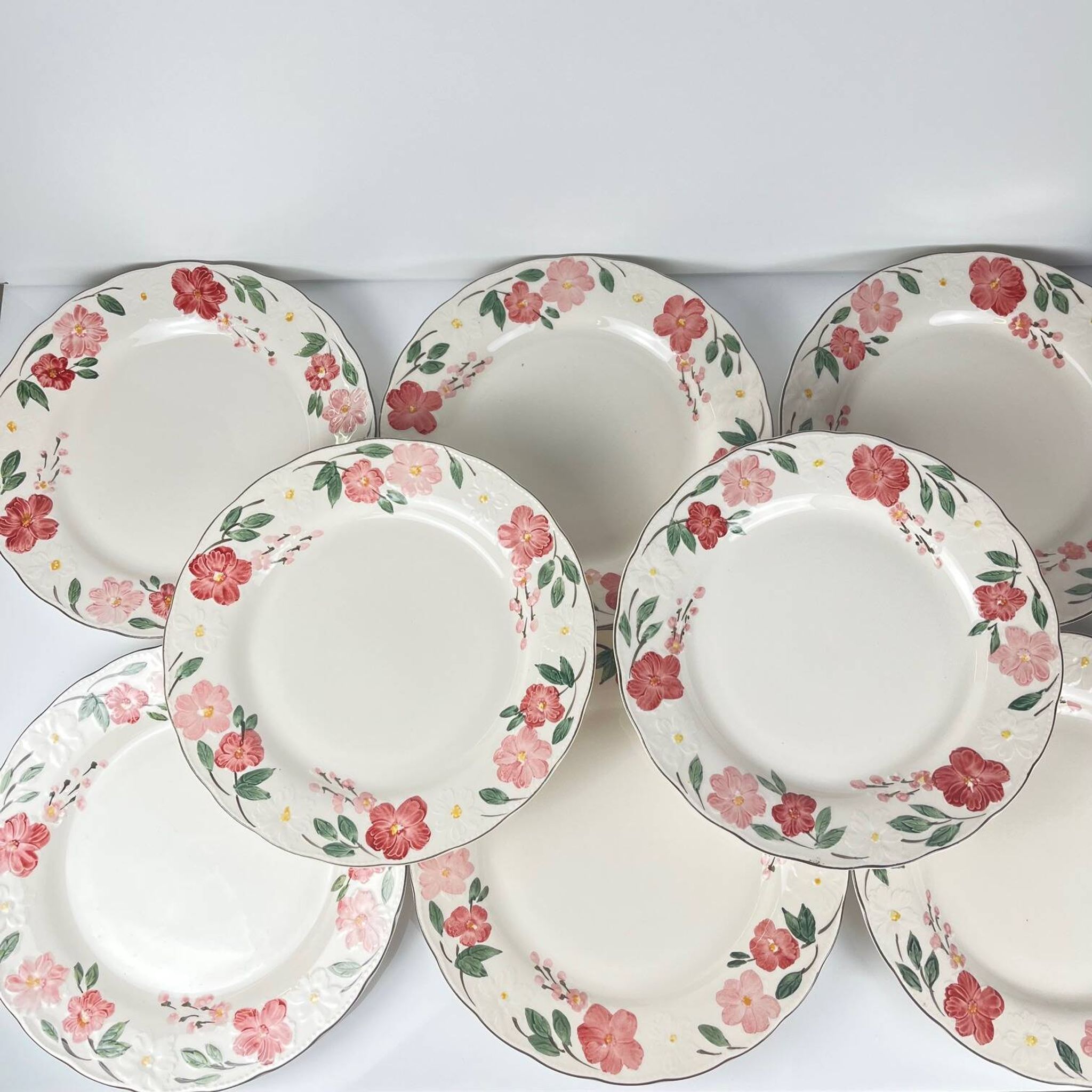 Set of 8 large porcelain plates Cameo Florals Malaysia 1970–90