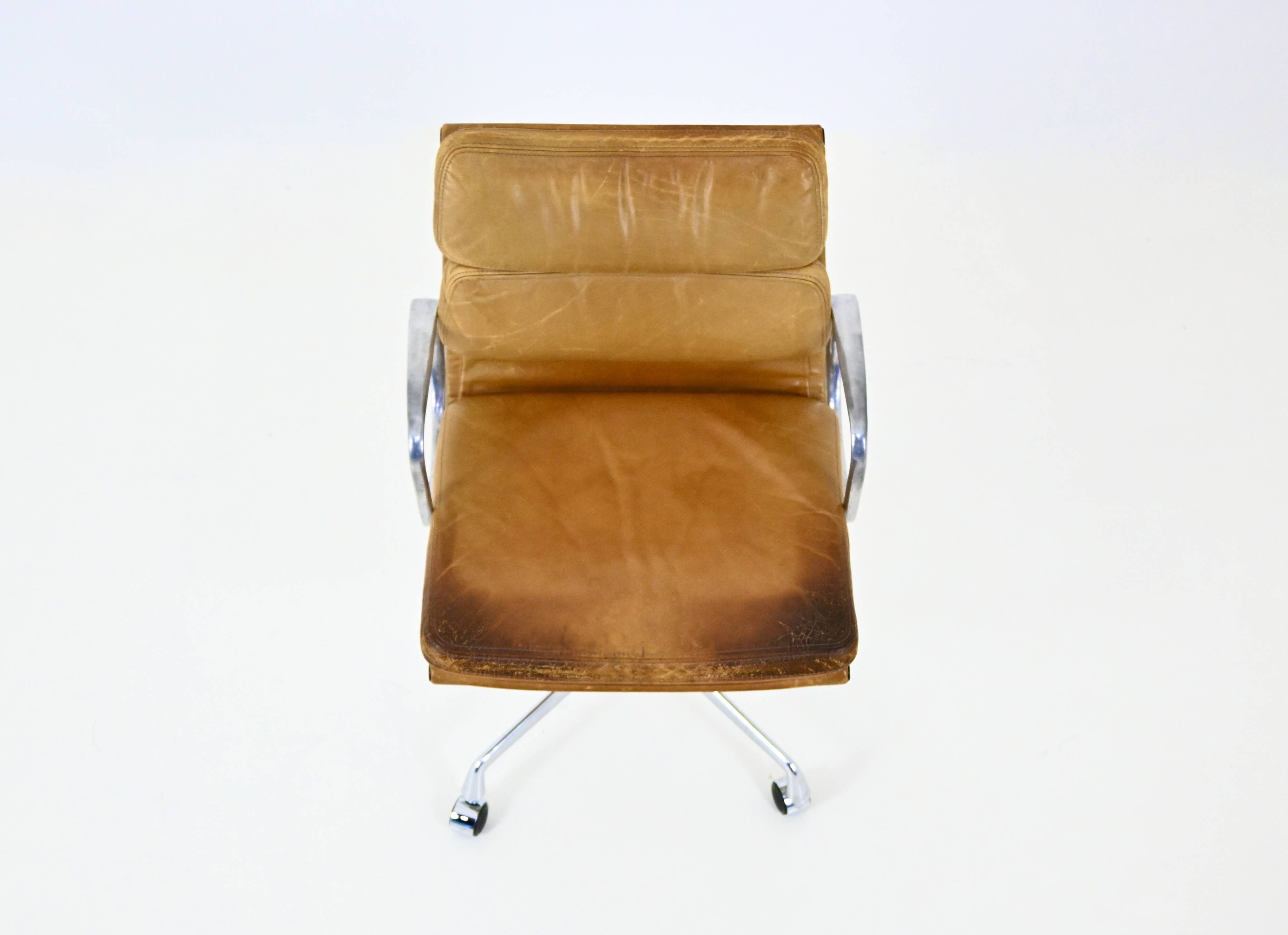 Office chair by Charles and Ray Eames for Herman Miller, 1970s