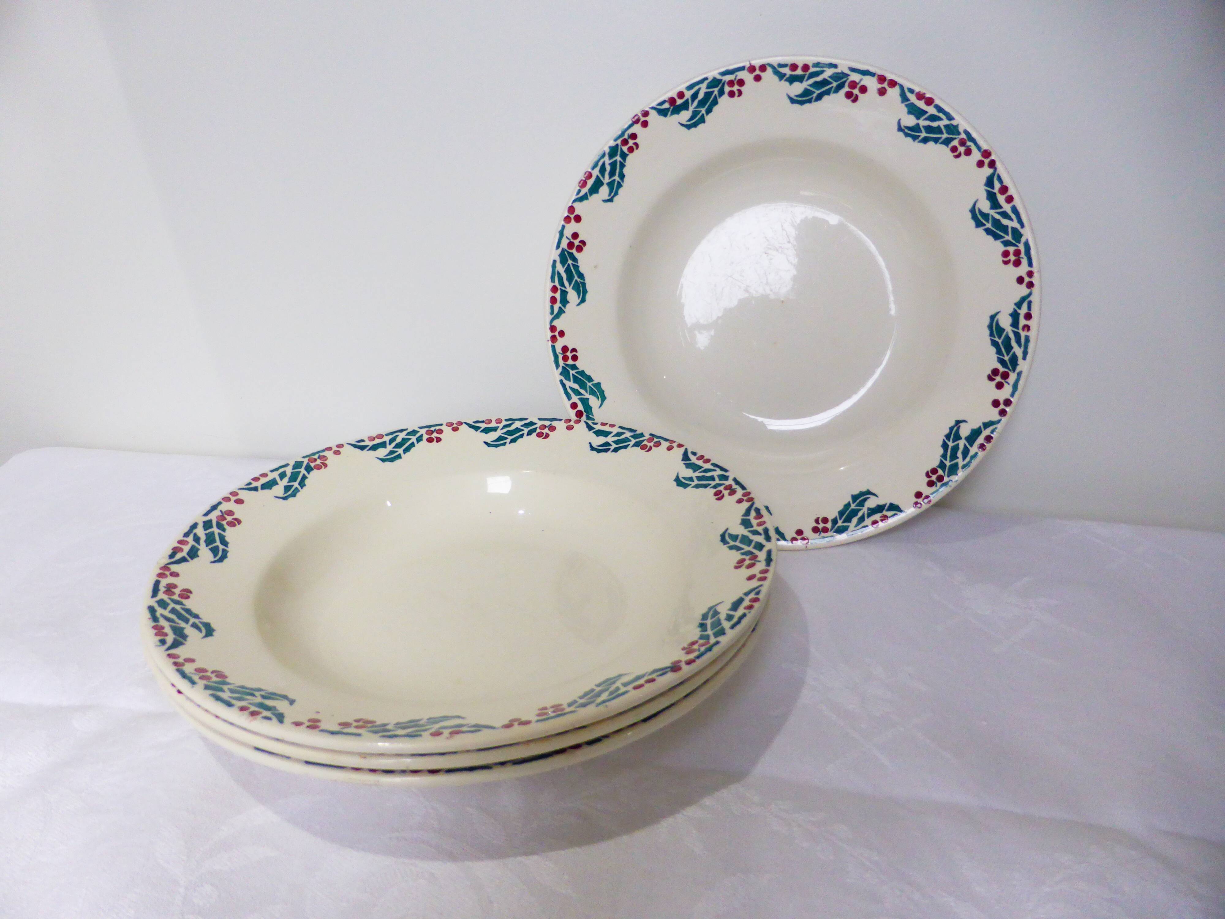 4 hollow plates of Digoin Sarreguemines model Holly 211250