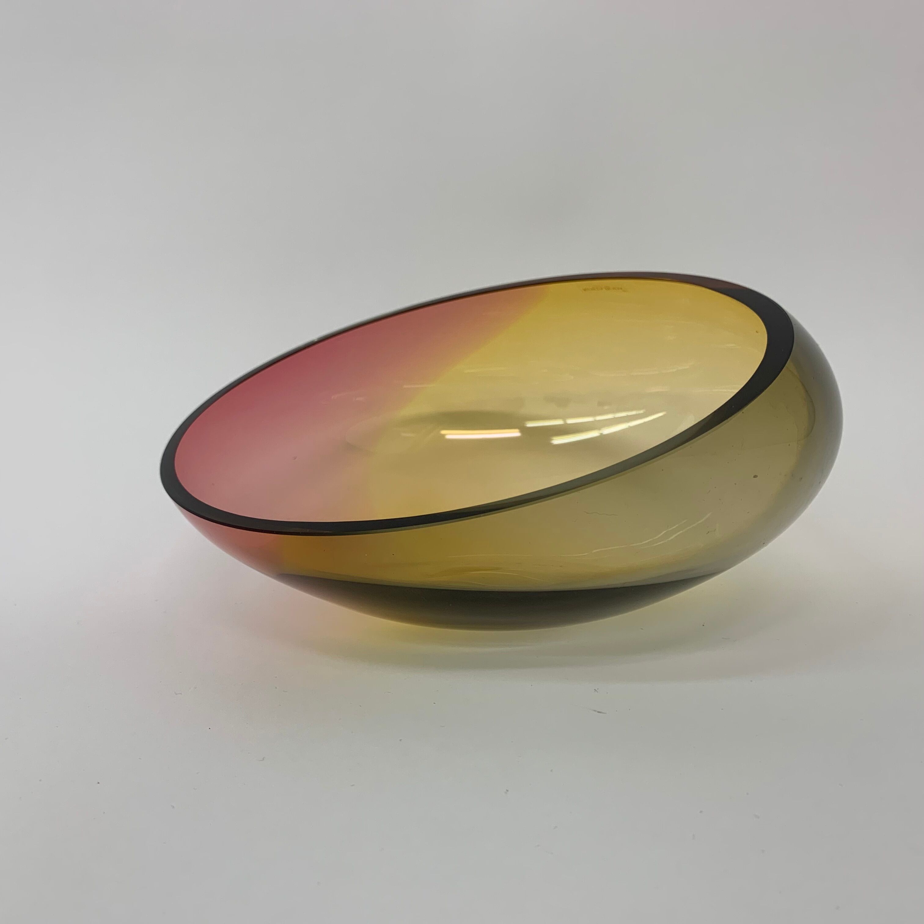 Kjell Engman for Kosta Boda Sweden Fidji bowl