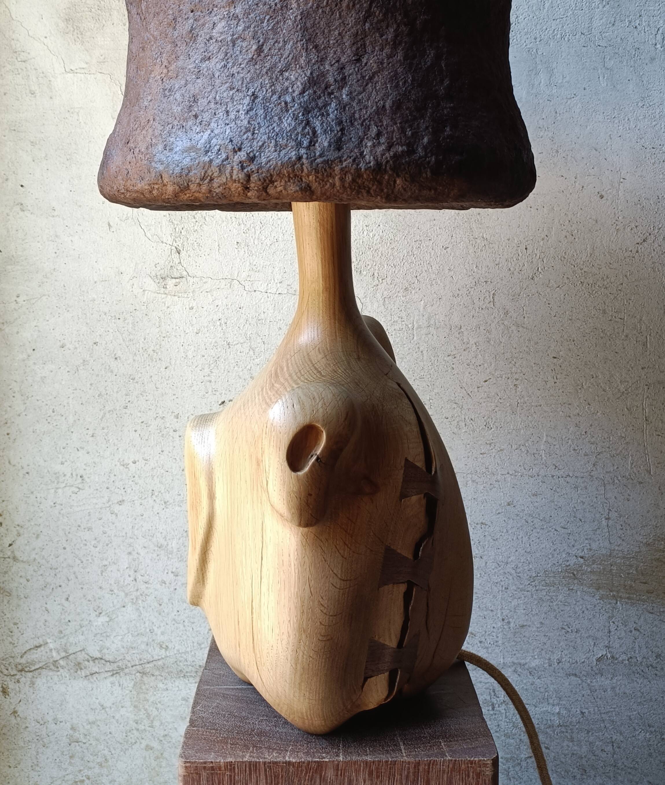Lampe de créateur en chêne massif