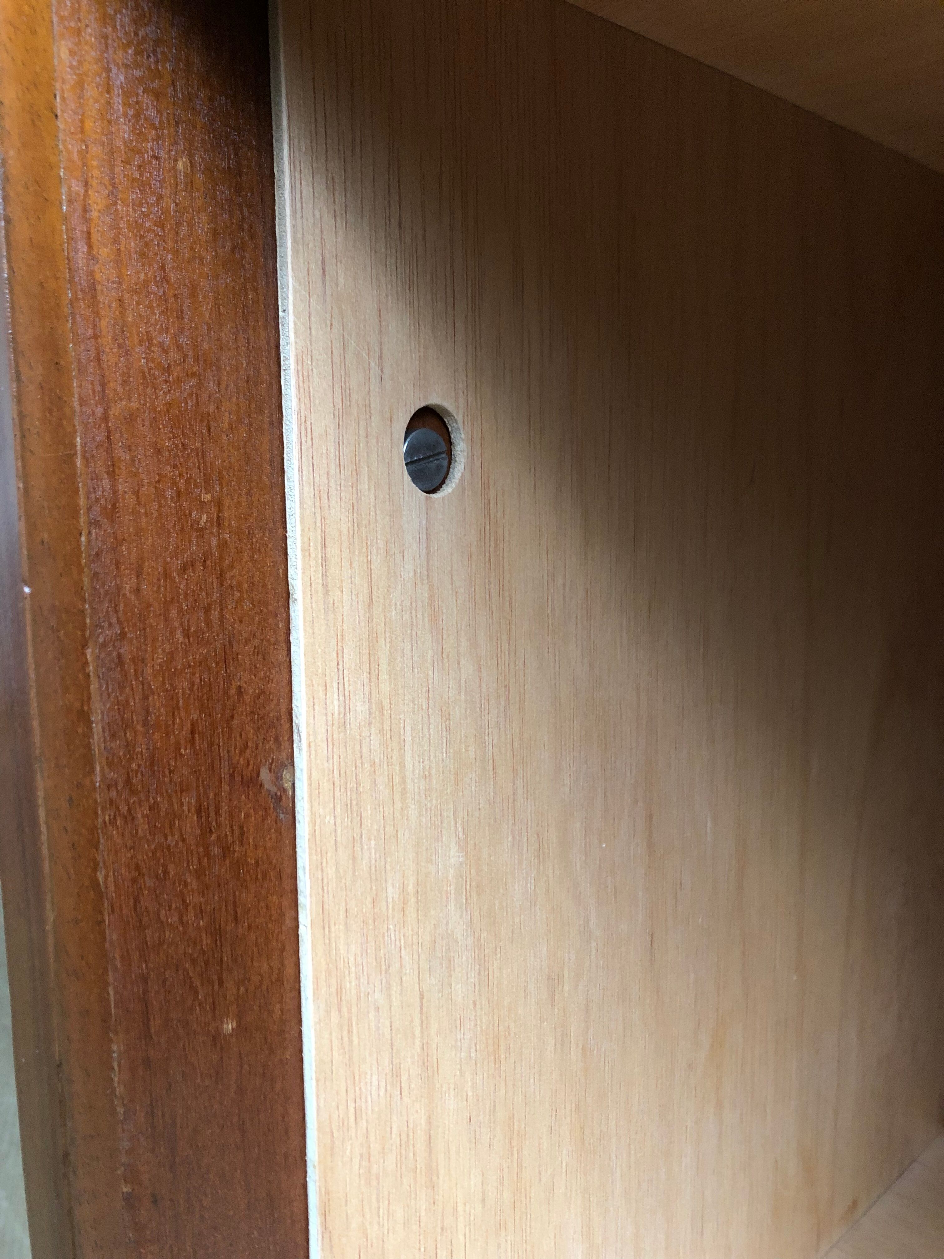 Wall-mounted sideboard