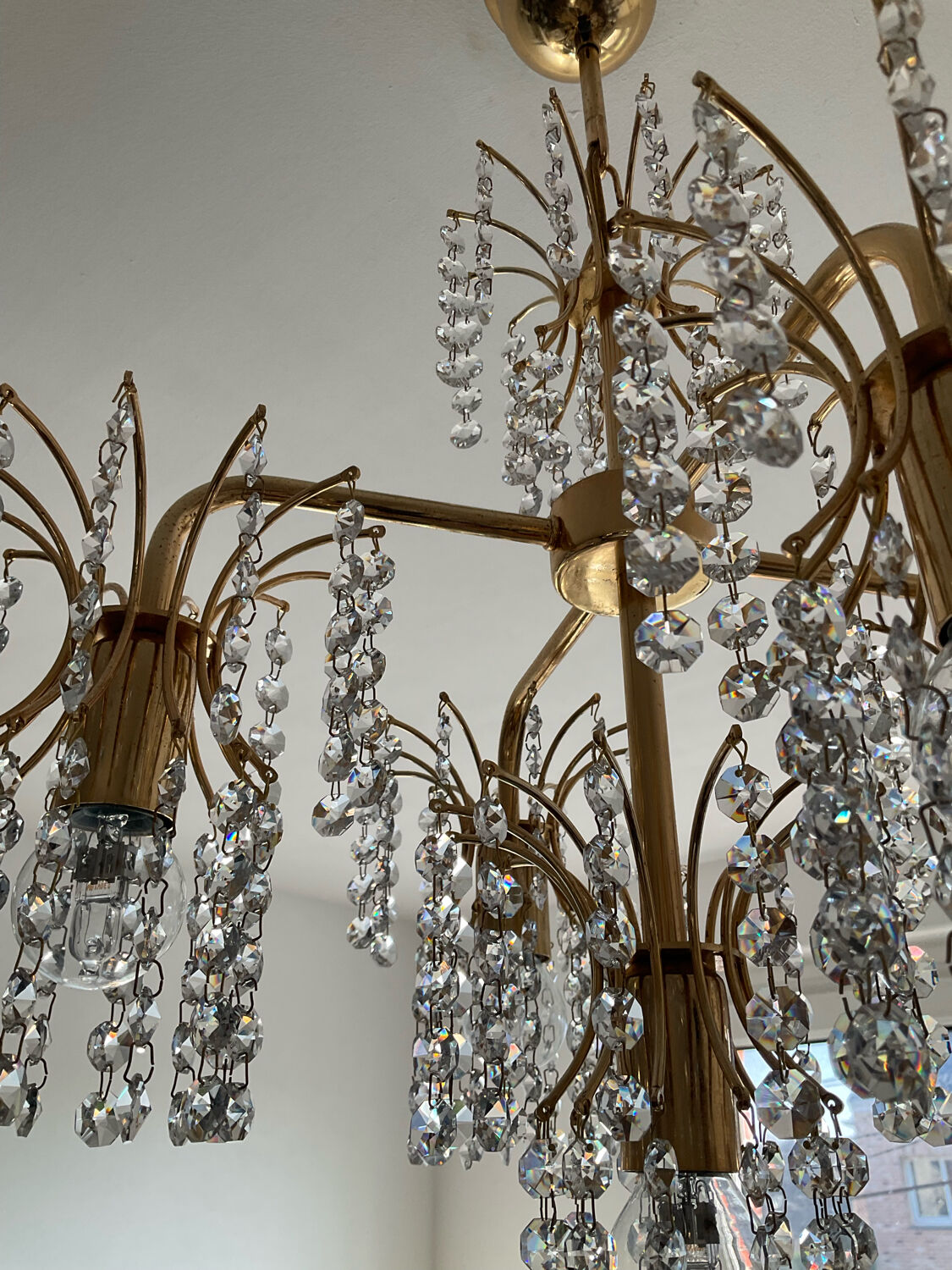 Crystal tassel chandelier from the 60s and 70s