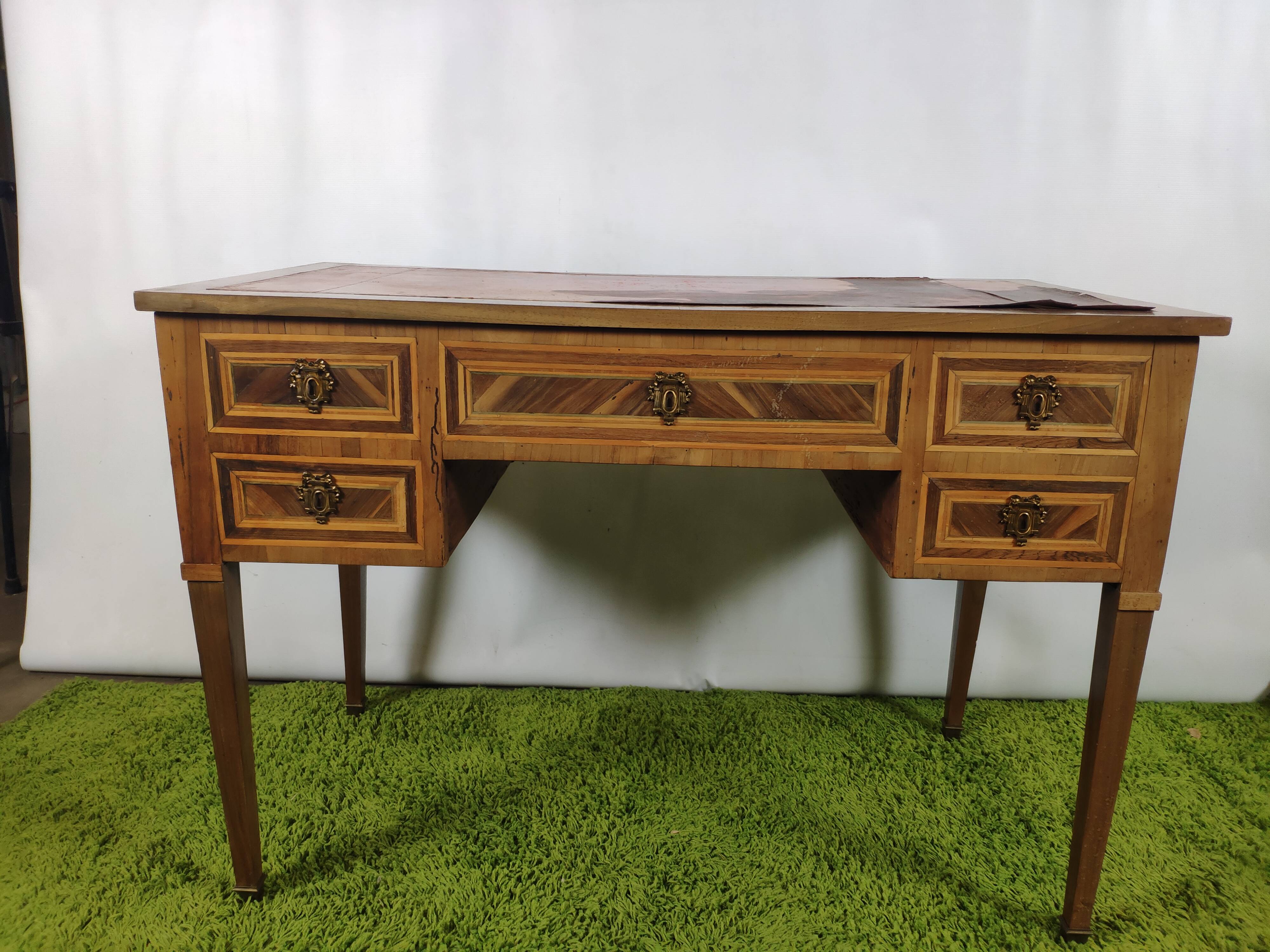 Louis XVI office desk