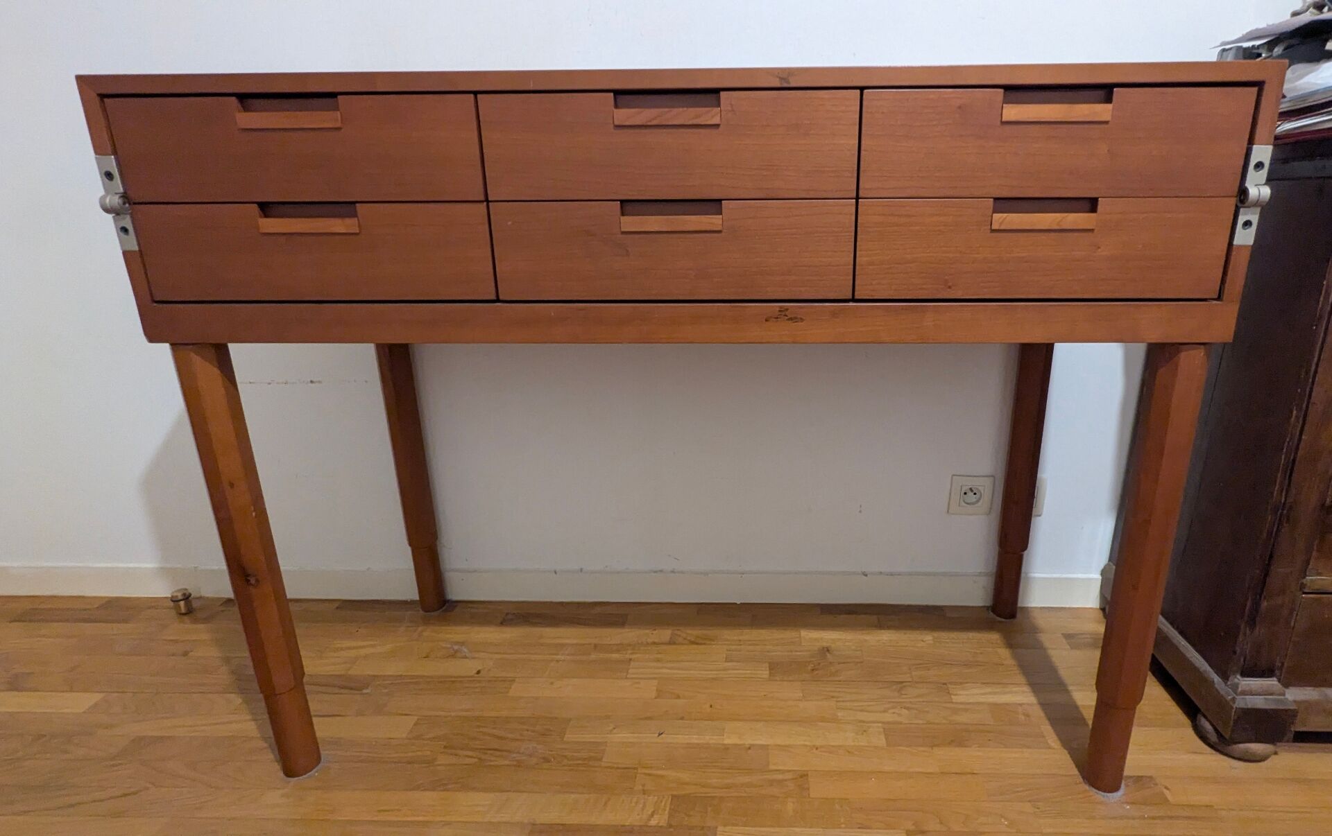 Secretary with 6 drawers