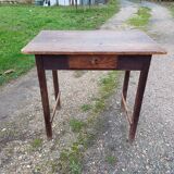 Small pine table, 1 drawer